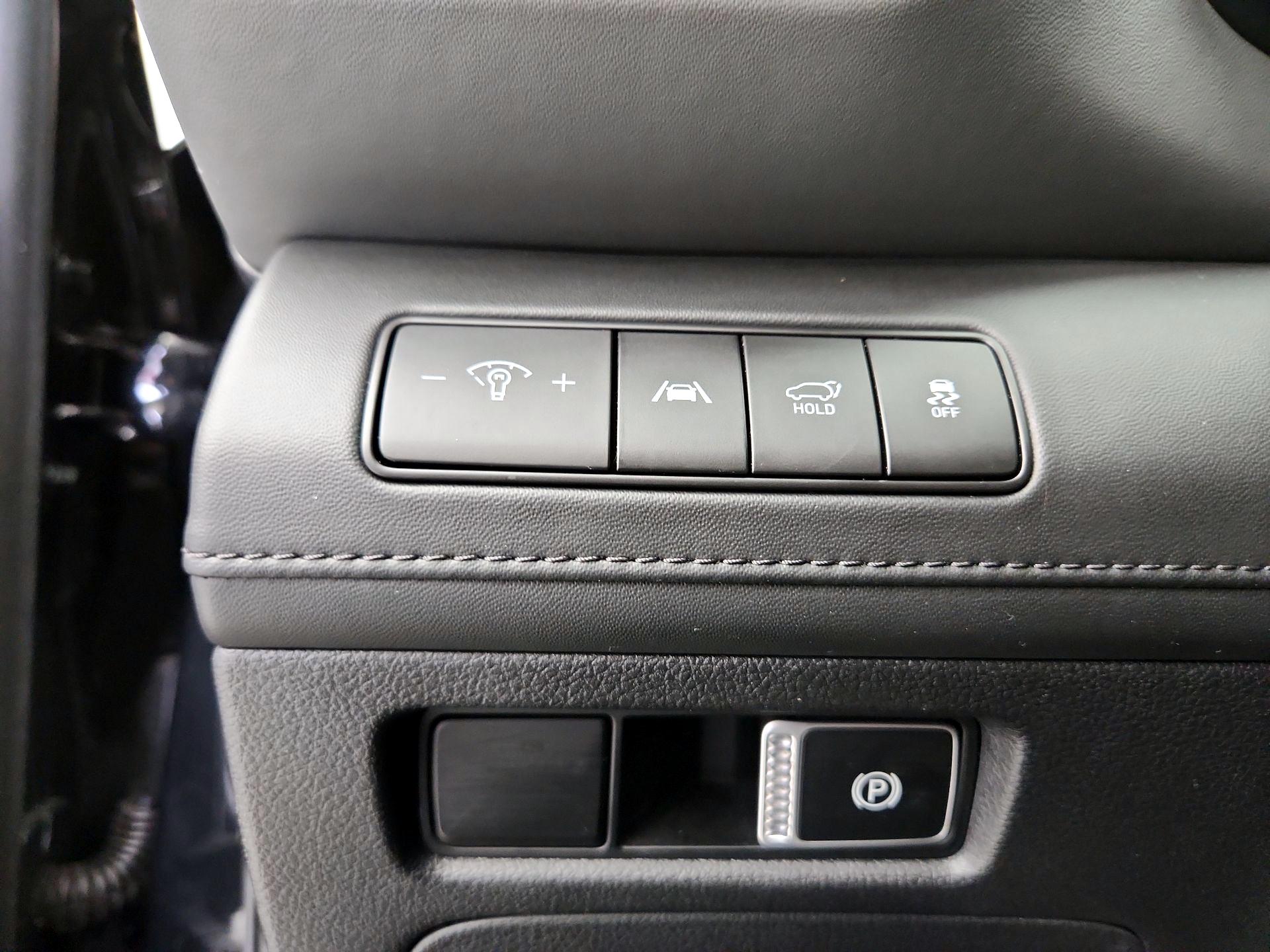 Thumbnail: 2023 Hyundai Santa Fe - 13