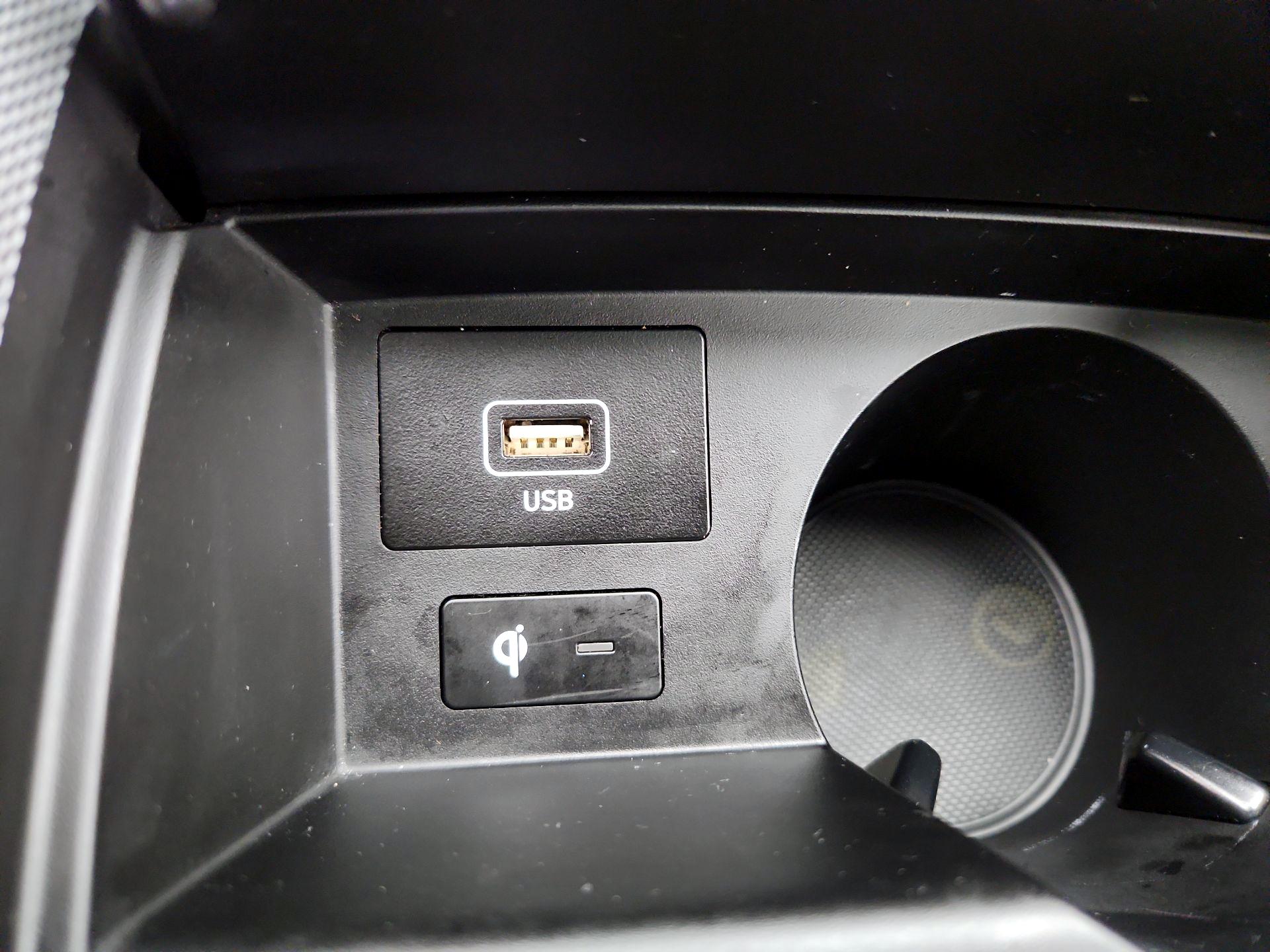 Thumbnail: 2023 Hyundai Santa Fe - 19