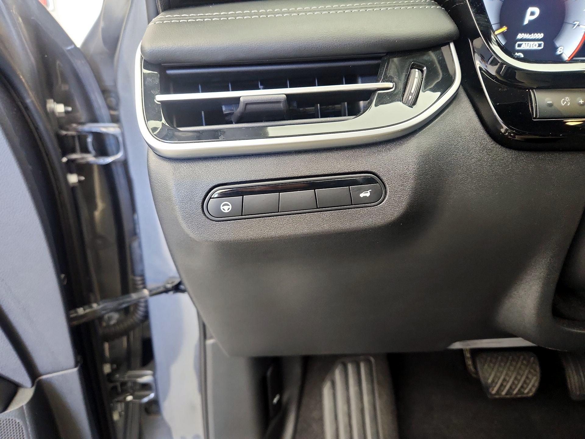 Thumbnail: 2023 INFINITI QX60 - 13