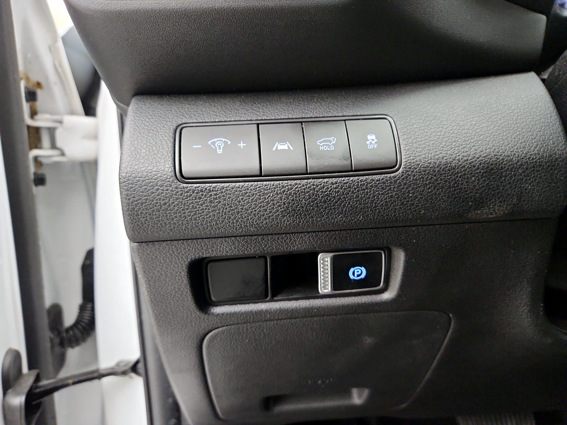 Thumbnail: 2023 Hyundai Santa Fe - 13