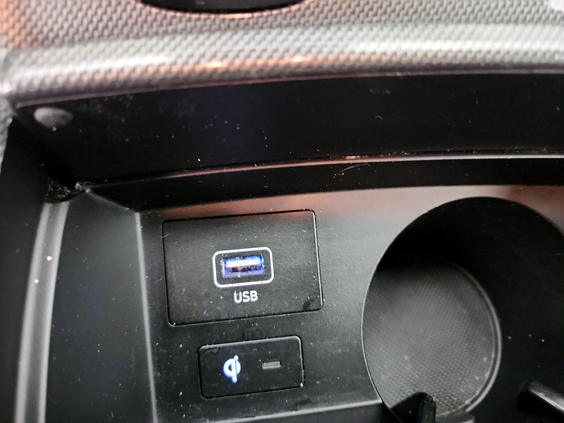 Thumbnail: 2023 Hyundai Santa Fe - 19