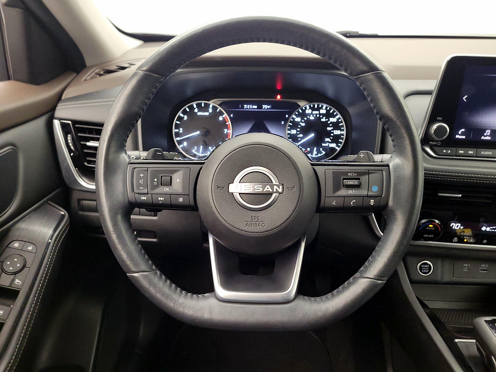 Thumbnail: 2022 Nissan Rogue - 10