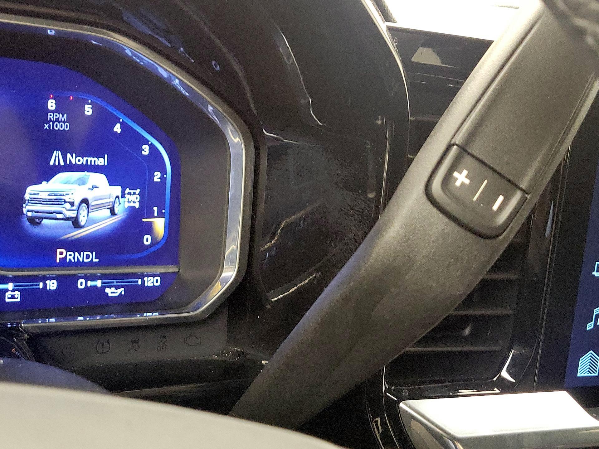 Thumbnail: 2022 Chevrolet Silverado 1500 - 17