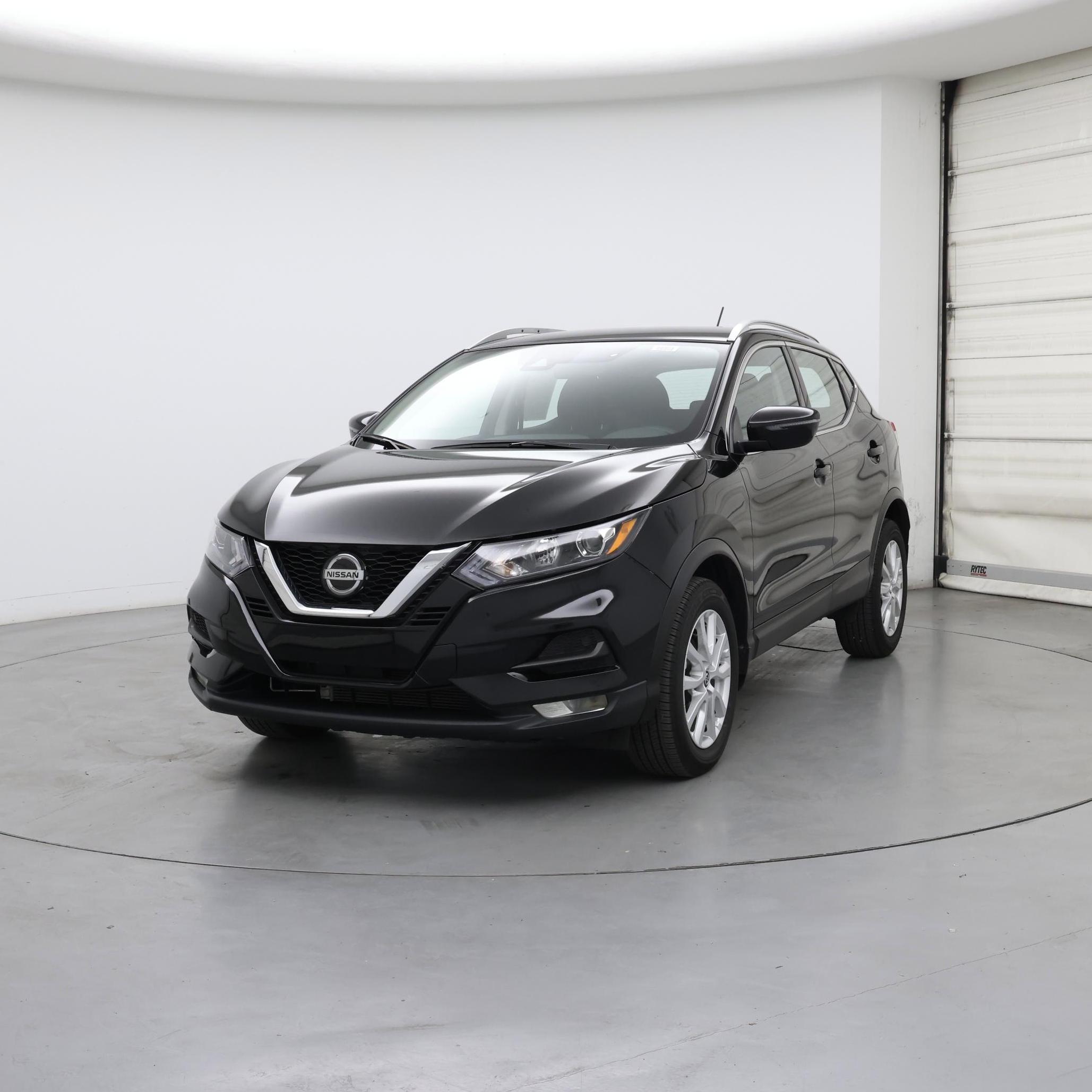 Thumbnail: 2022 Nissan Rogue Sport - 4