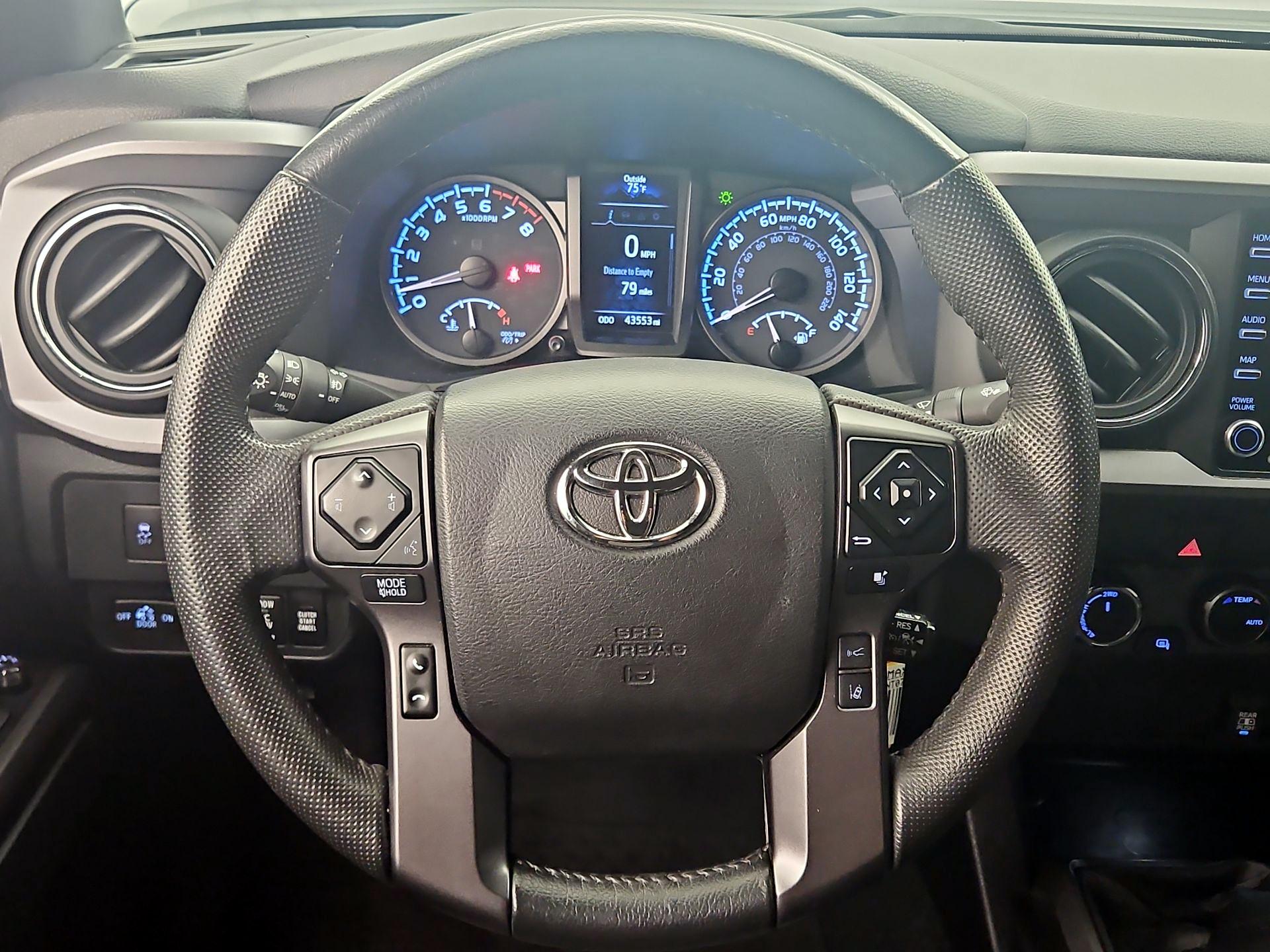 Thumbnail: 2022 Toyota Tacoma - 10