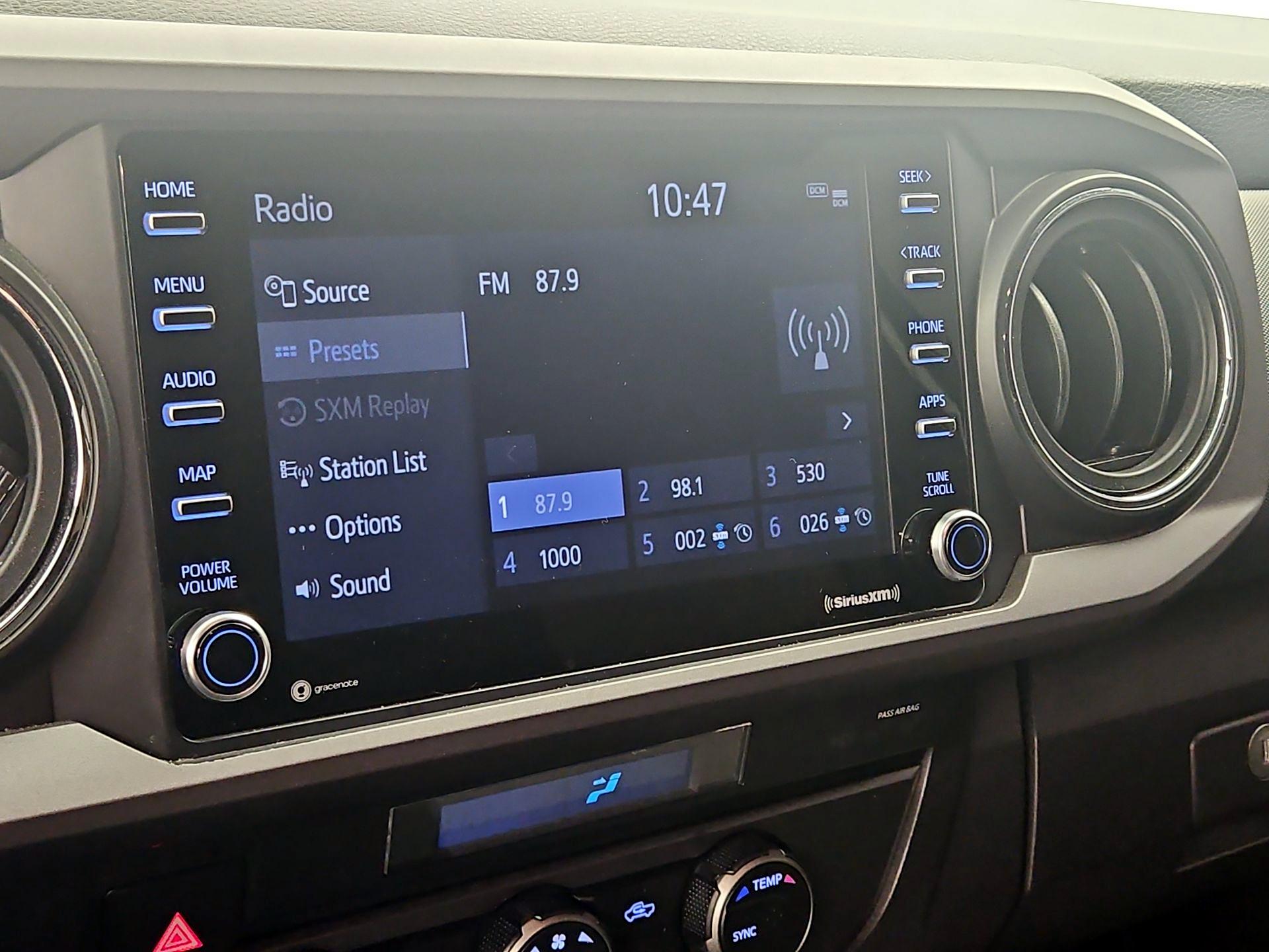 Thumbnail: 2022 Toyota Tacoma - 15