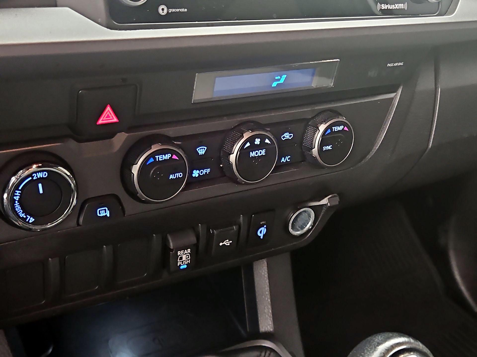 Thumbnail: 2022 Toyota Tacoma - 16