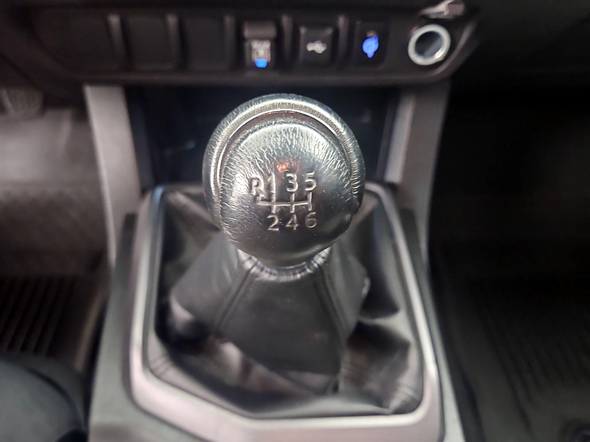 Thumbnail: 2022 Toyota Tacoma - 17