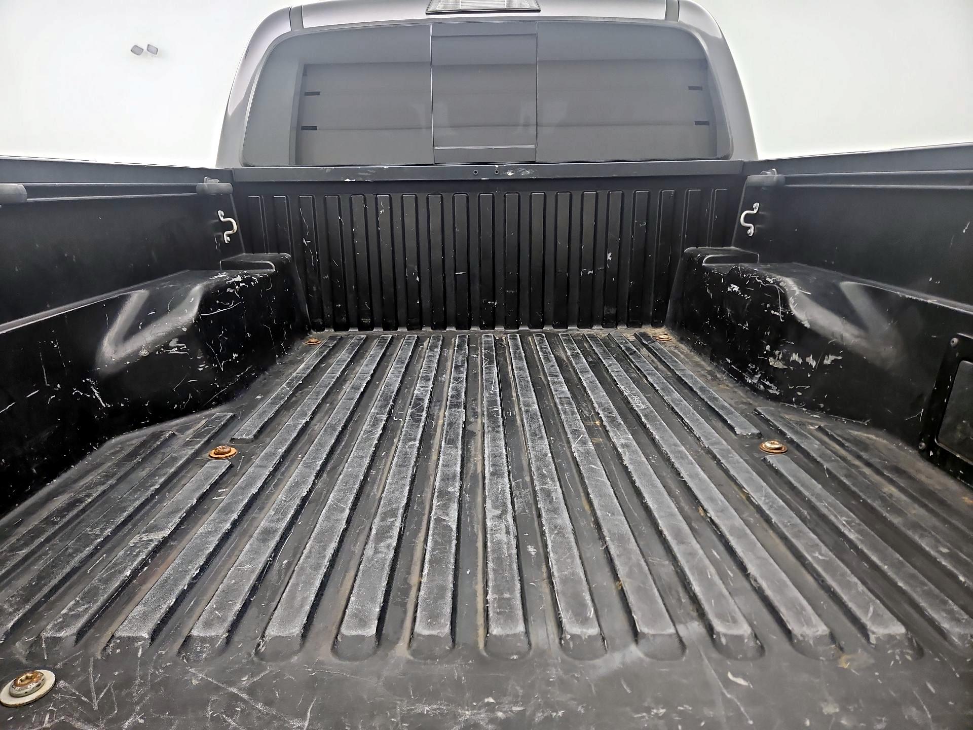 Thumbnail: 2022 Toyota Tacoma - 20