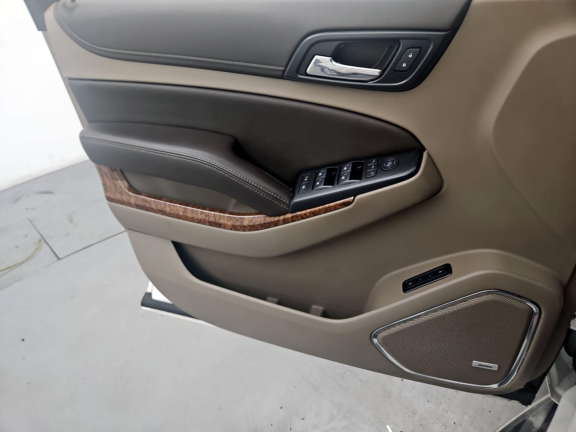 Thumbnail: 2020 Chevrolet Tahoe - 12