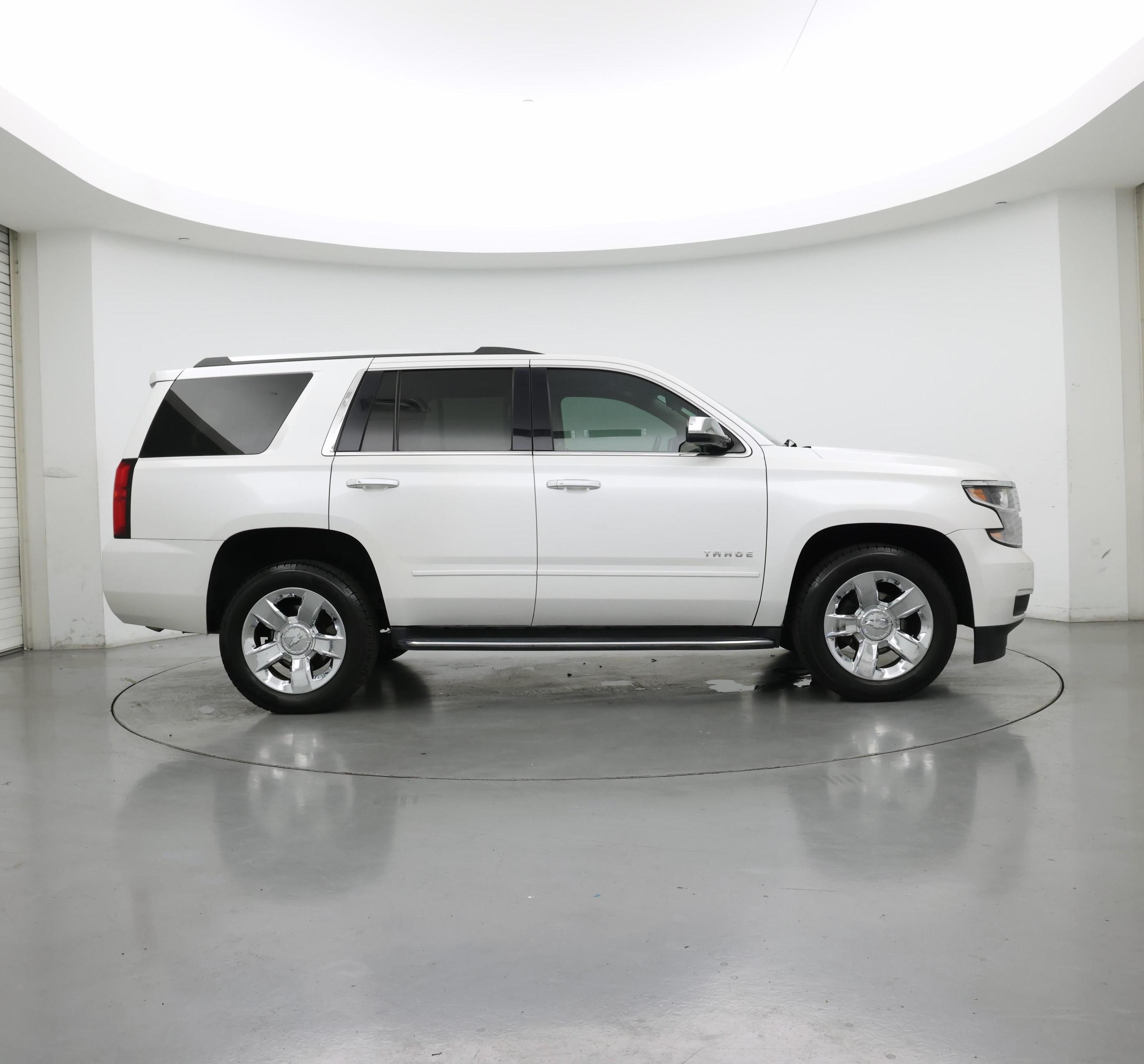 Thumbnail: 2020 Chevrolet Tahoe - 7