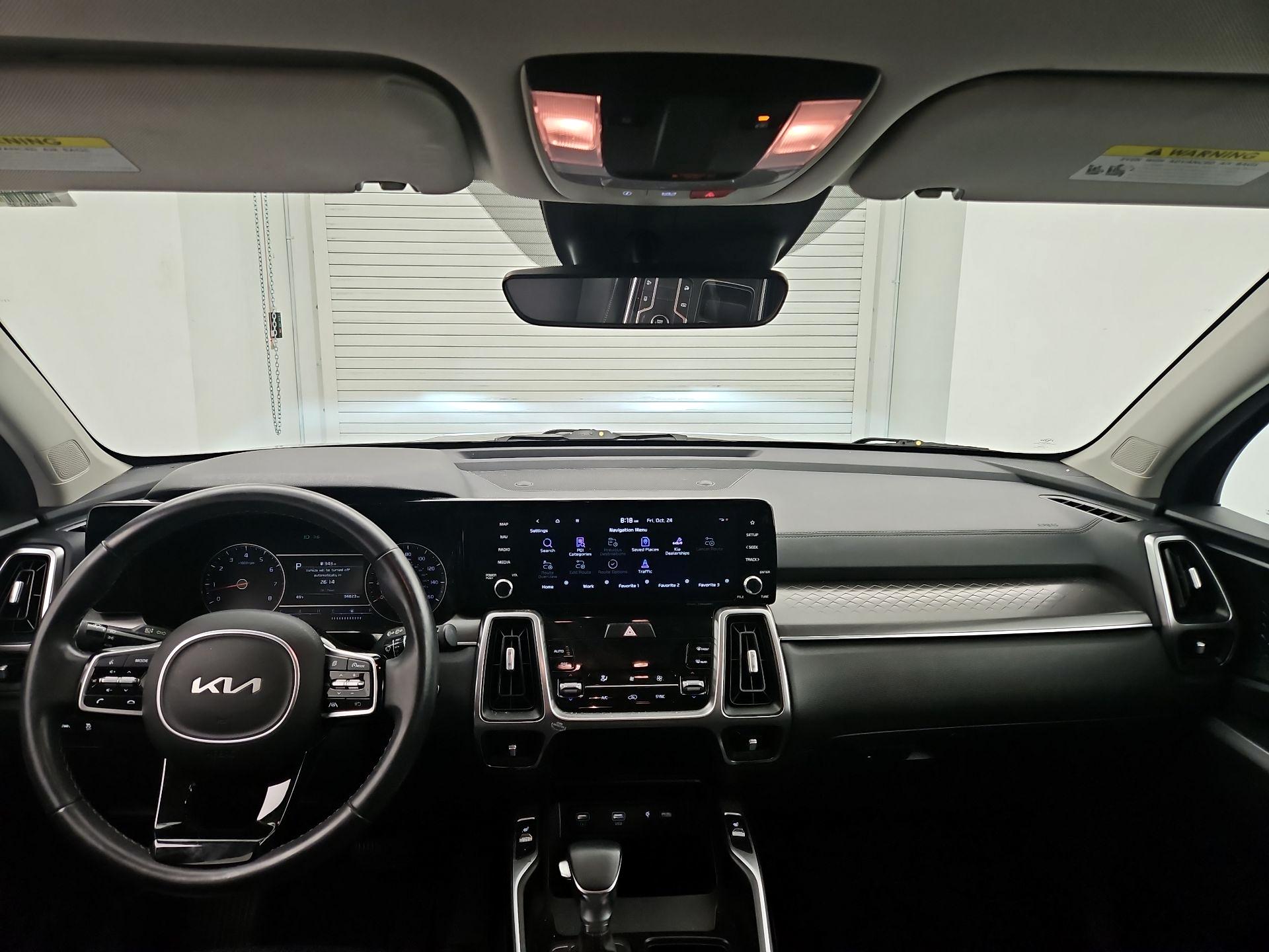 Thumbnail: 2023 Kia Sorento - 9