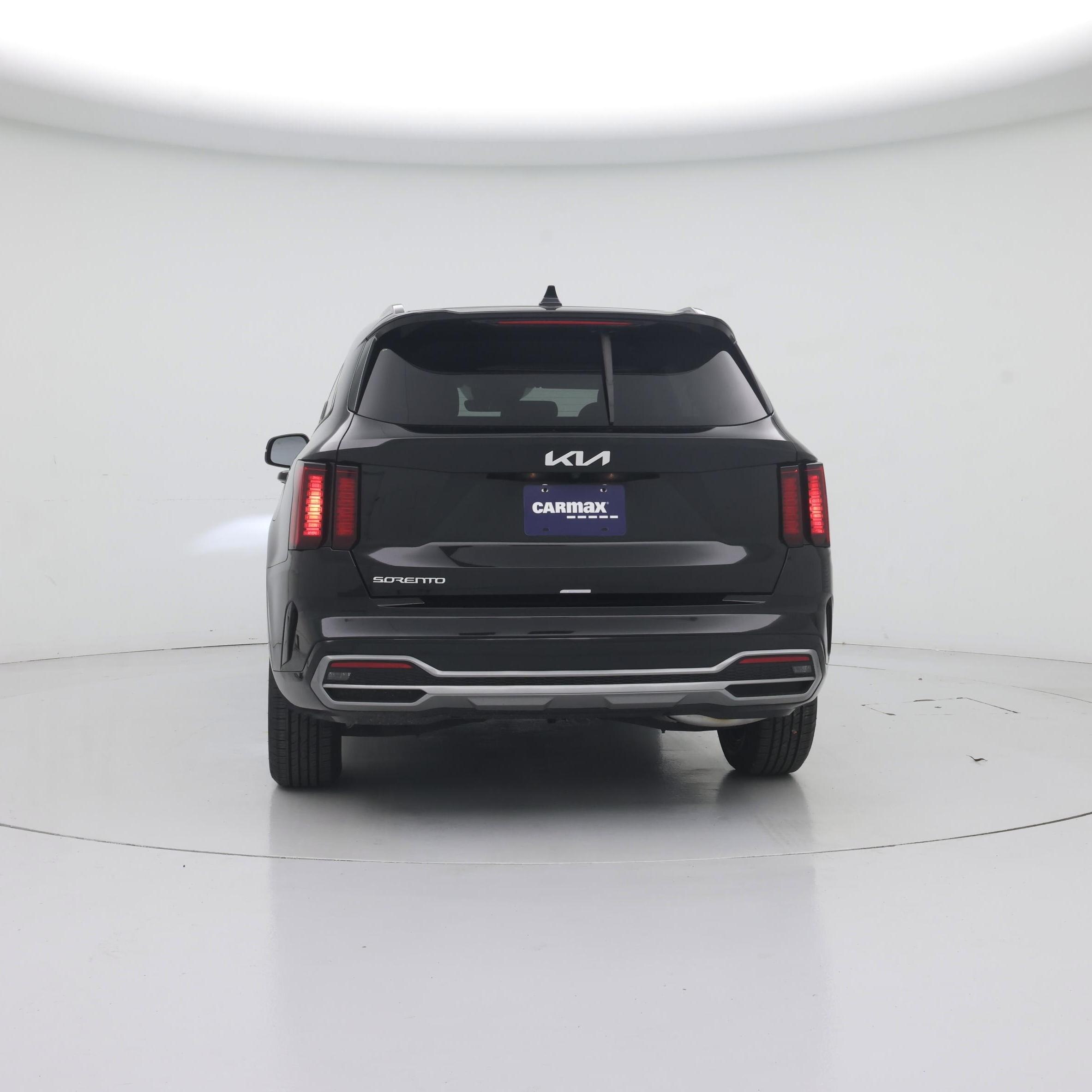 Thumbnail: 2023 Kia Sorento - 6