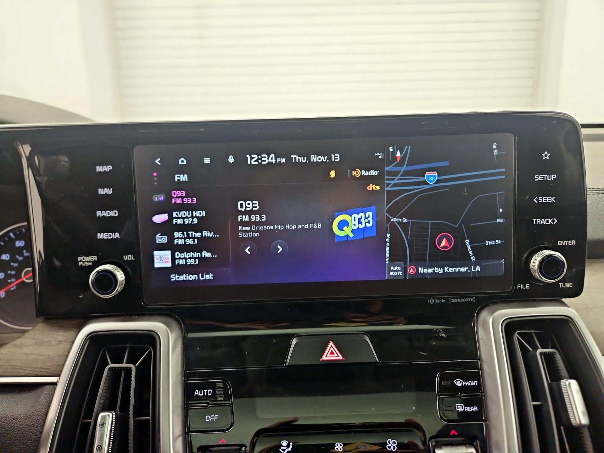 Thumbnail: 2023 Kia Sorento - 15