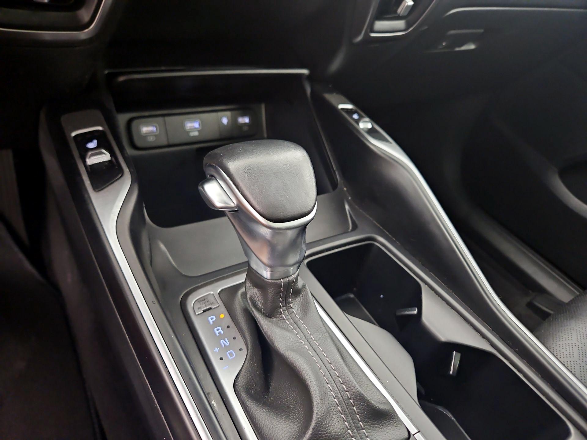 Thumbnail: 2023 Kia Sorento - 17