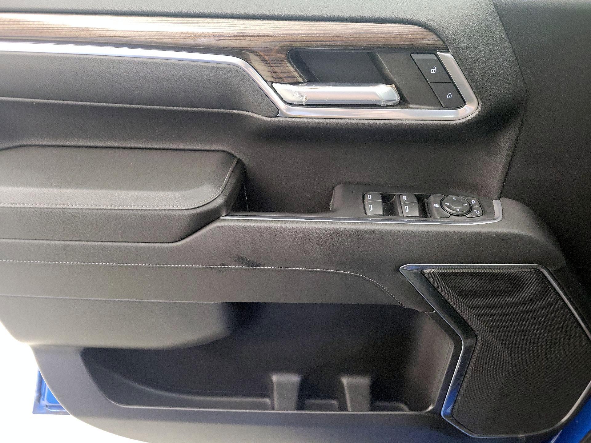 Thumbnail: 2022 Chevrolet Silverado 1500 - 12