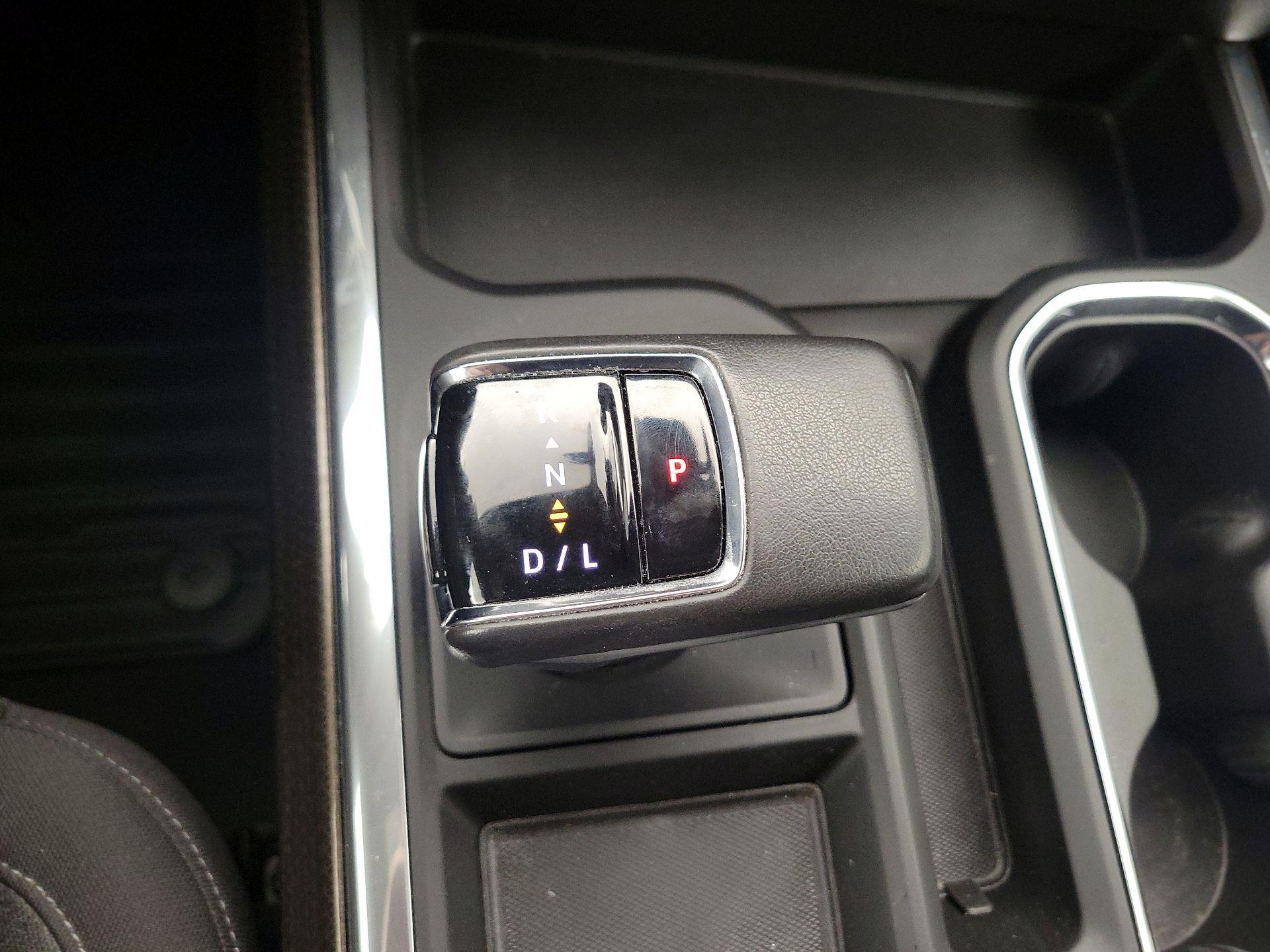 Thumbnail: 2022 Chevrolet Silverado 1500 - 17