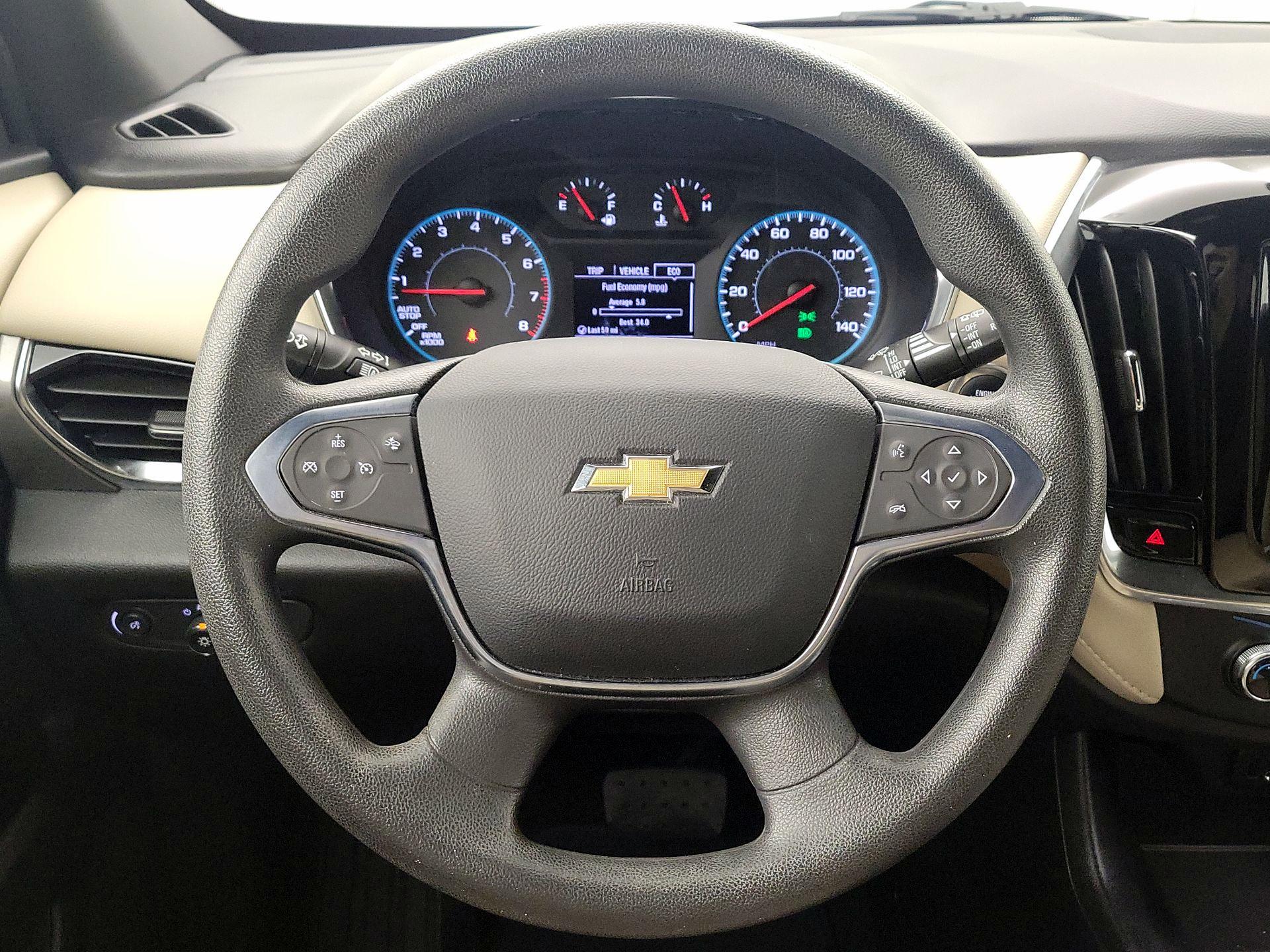 Thumbnail: 2023 Chevrolet Traverse - 10