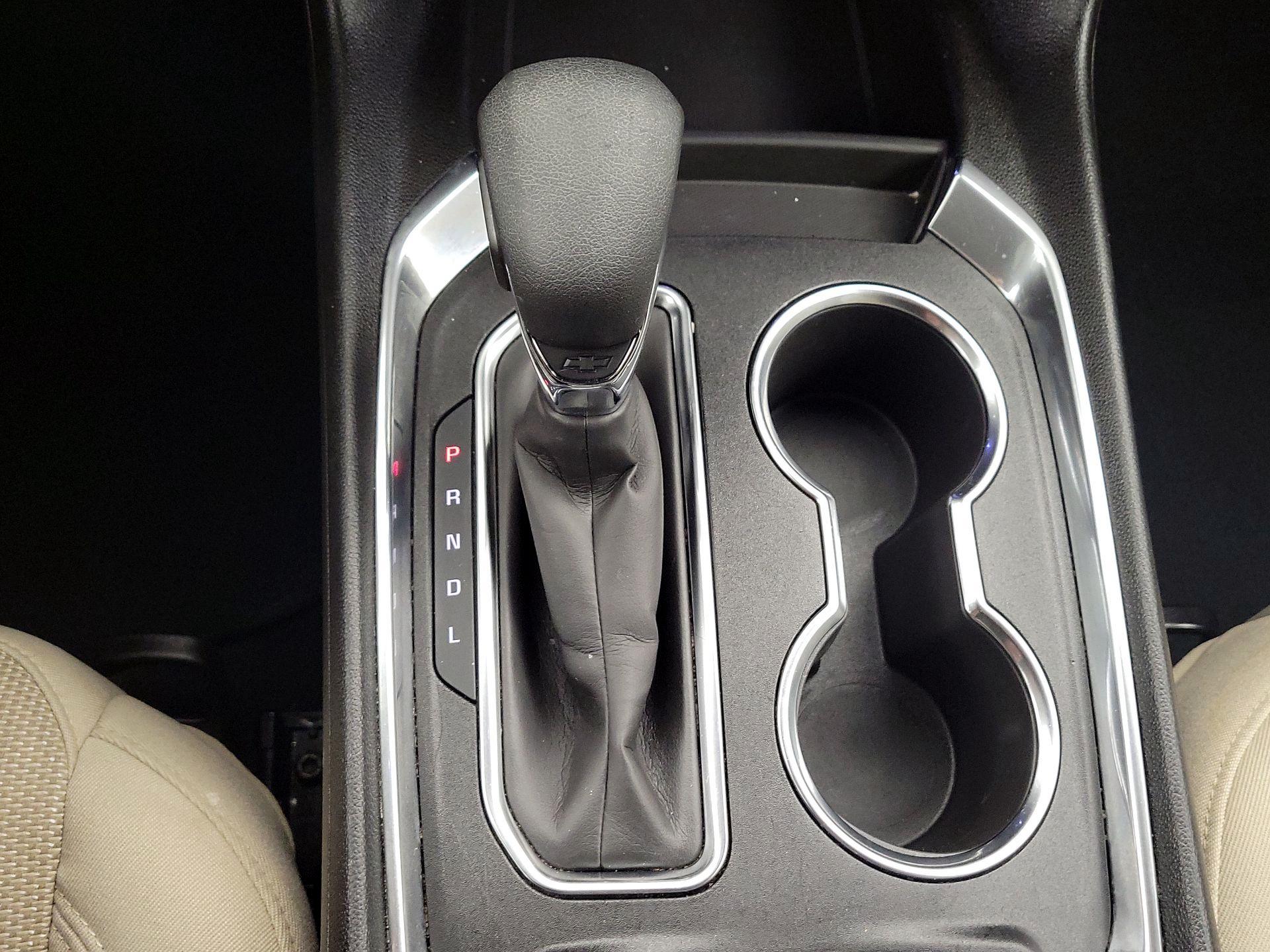 Thumbnail: 2023 Chevrolet Traverse - 17