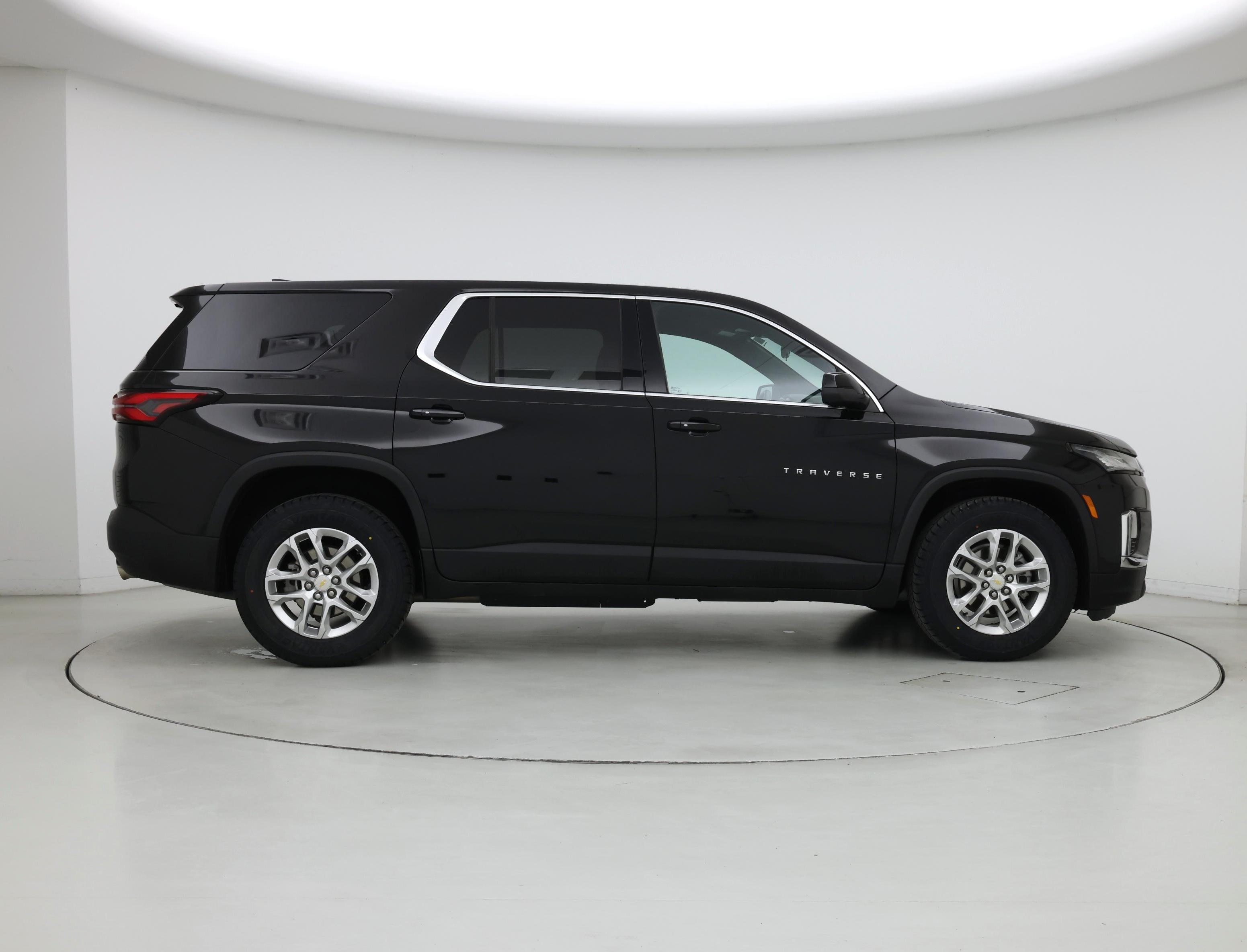 Thumbnail: 2023 Chevrolet Traverse - 7