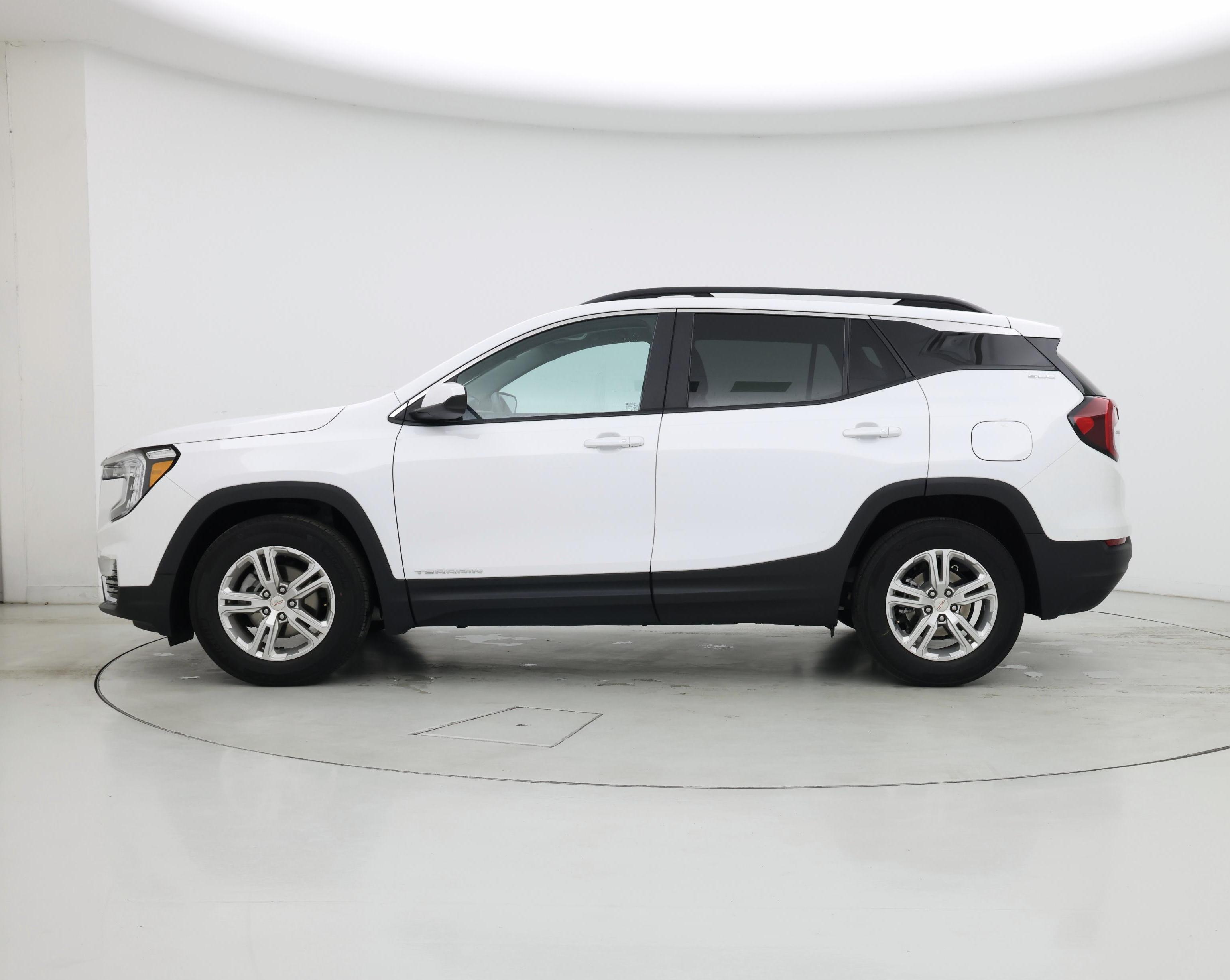 Thumbnail: 2022 GMC Terrain - 3