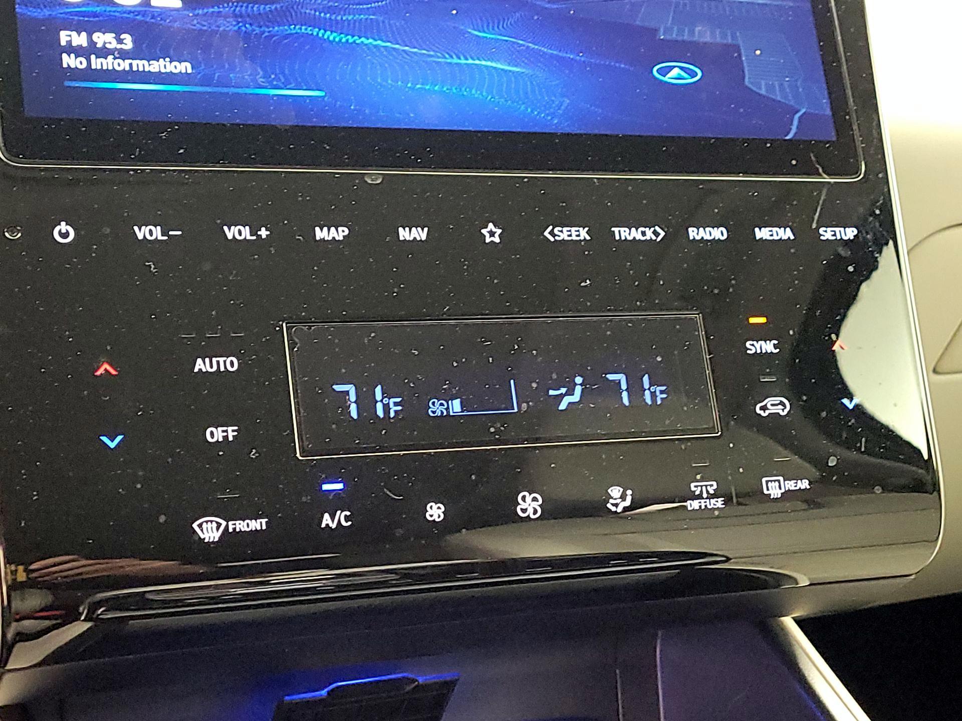 Thumbnail: 2023 Hyundai Tucson - 16