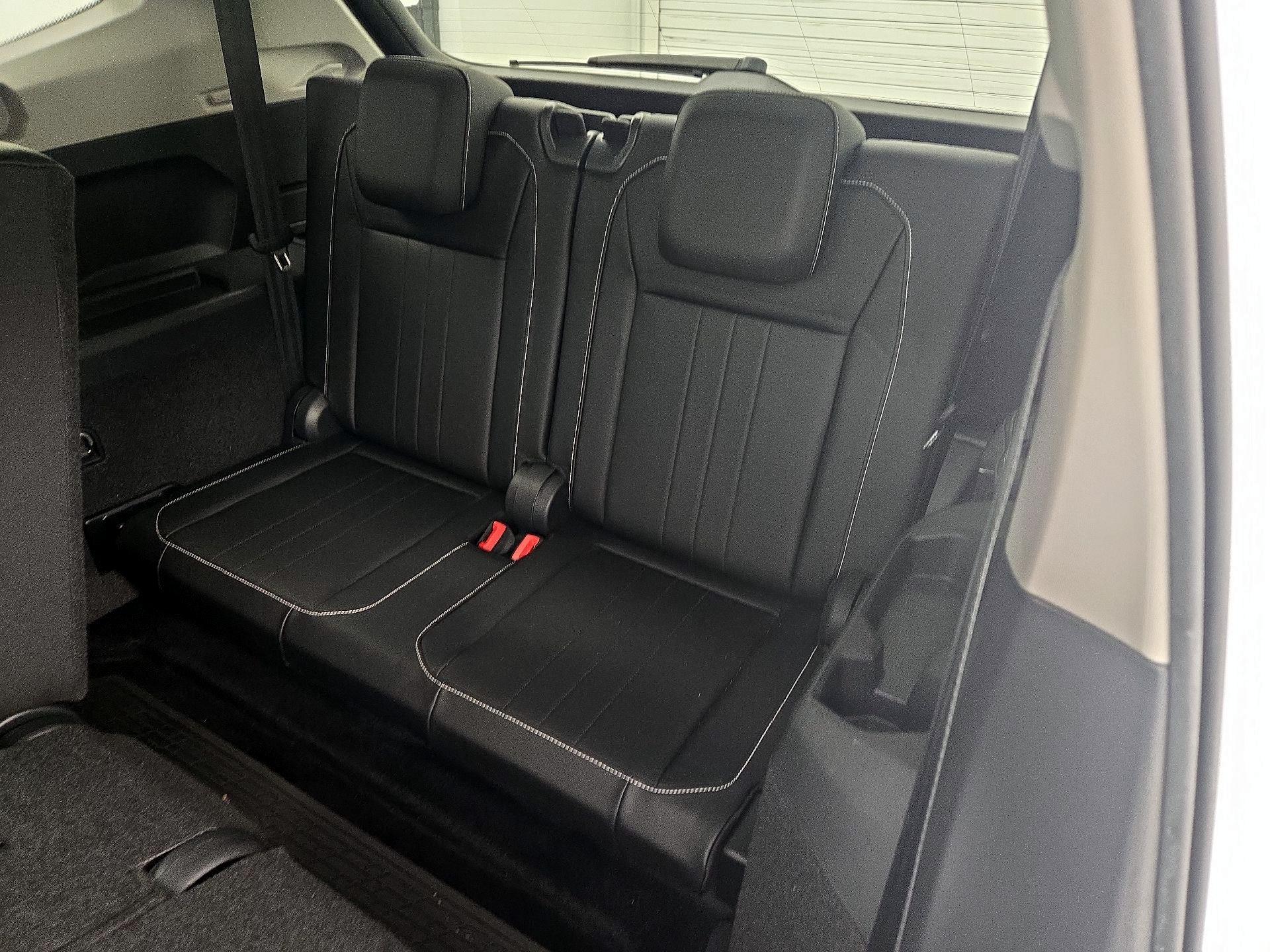 Thumbnail: 2022 Volkswagen Tiguan - 20