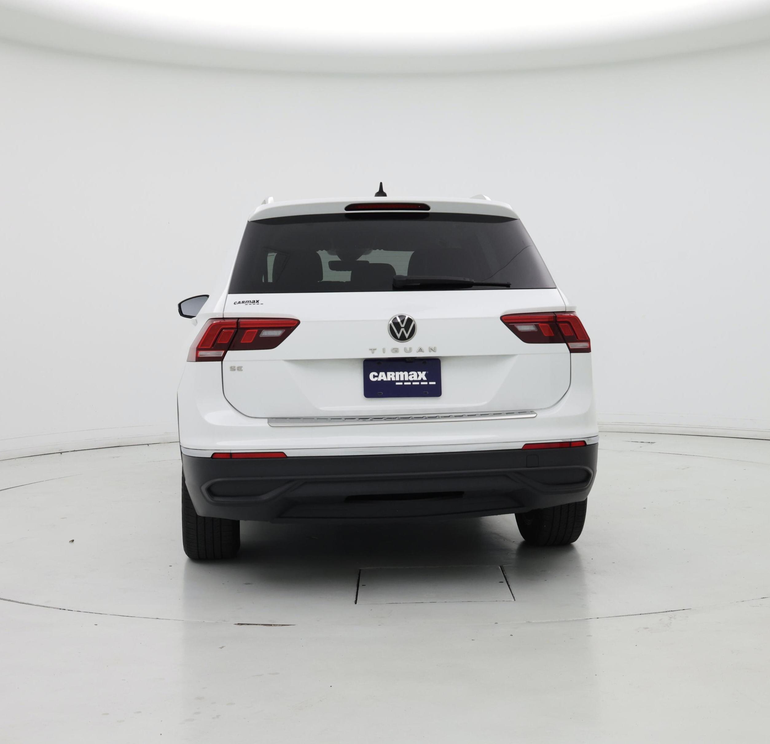 Thumbnail: 2022 Volkswagen Tiguan - 6