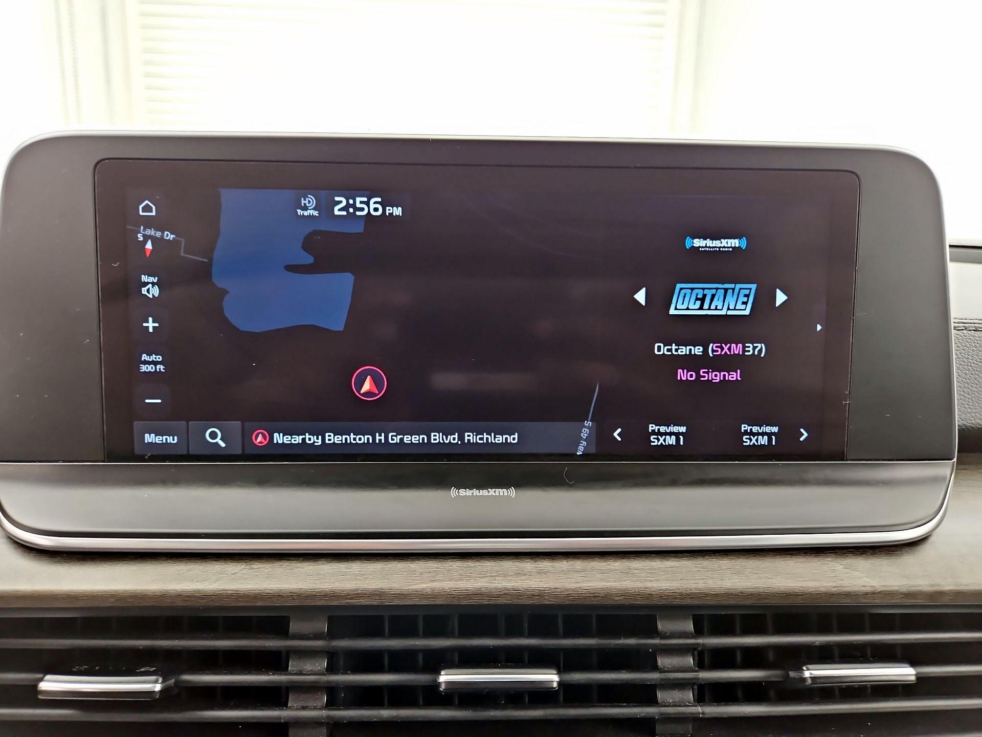 Thumbnail: 2022 Kia Telluride - 14