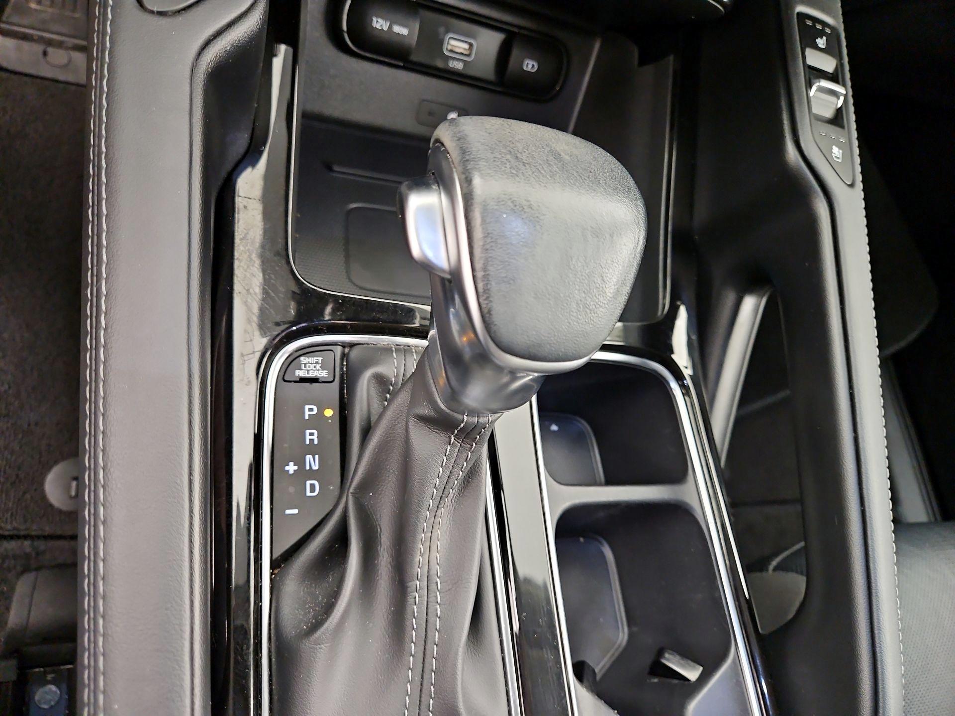 Thumbnail: 2022 Kia Telluride - 18