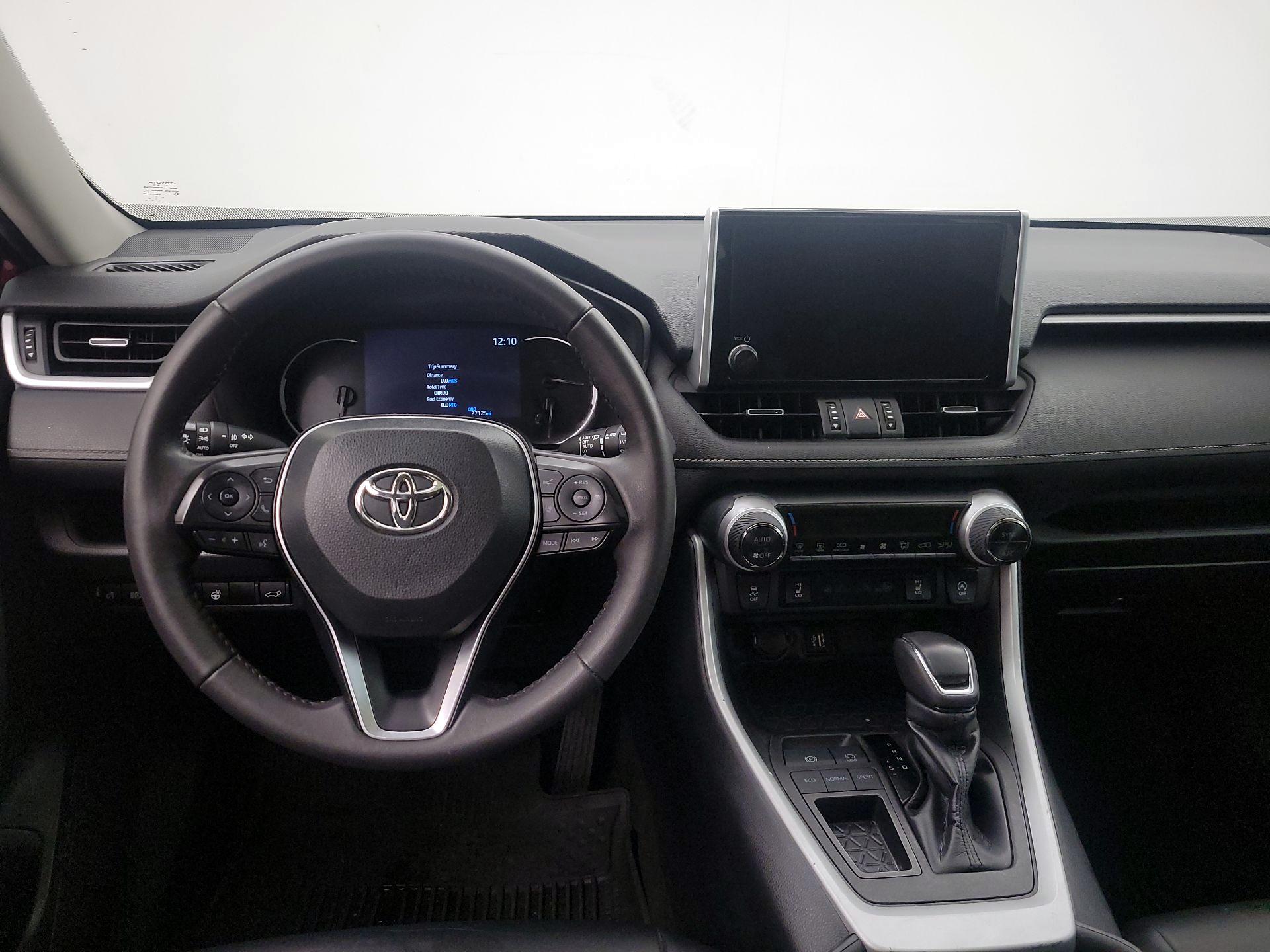 Thumbnail: 2023 Toyota RAV4 - 10