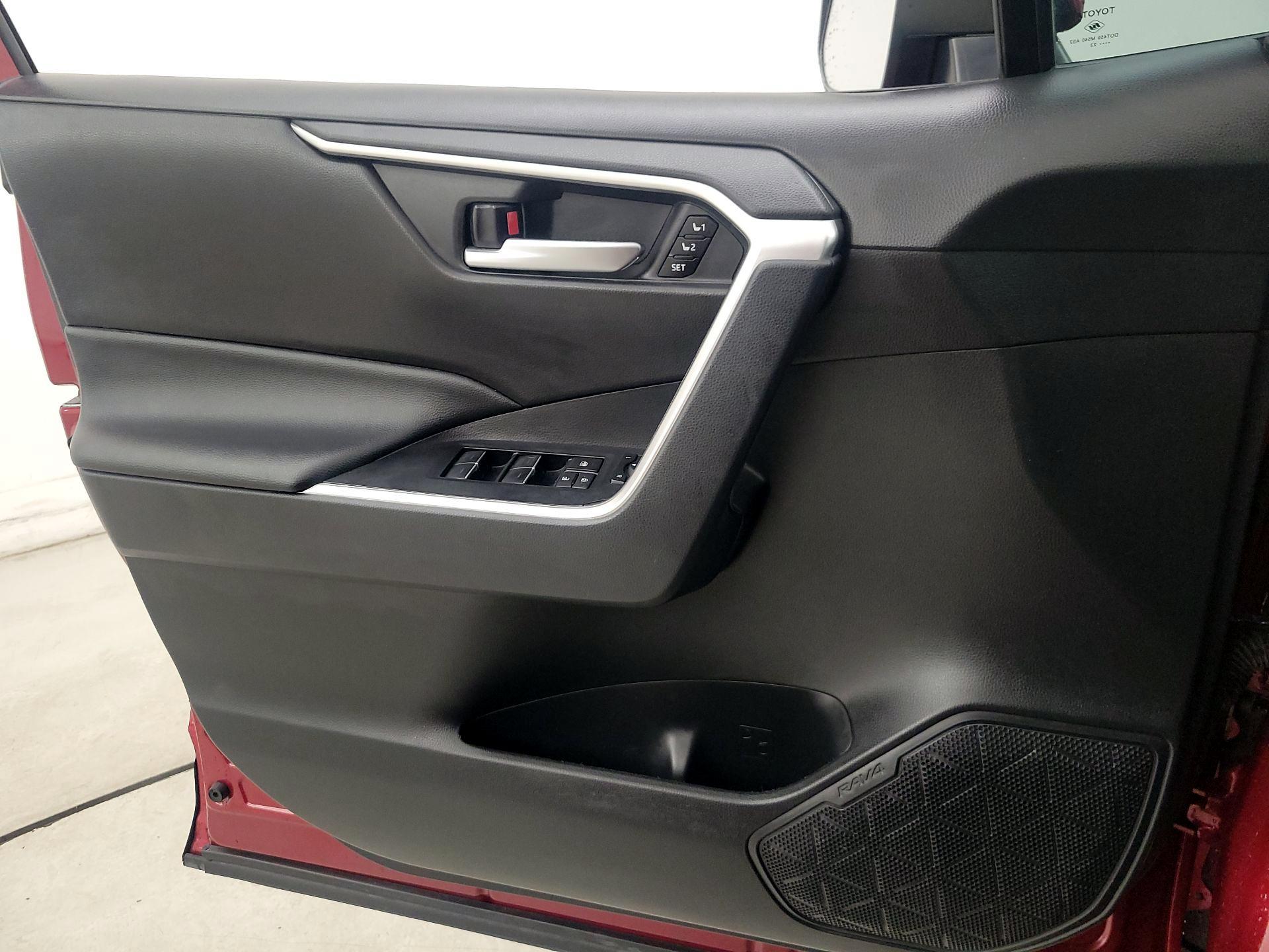 Thumbnail: 2023 Toyota RAV4 - 12