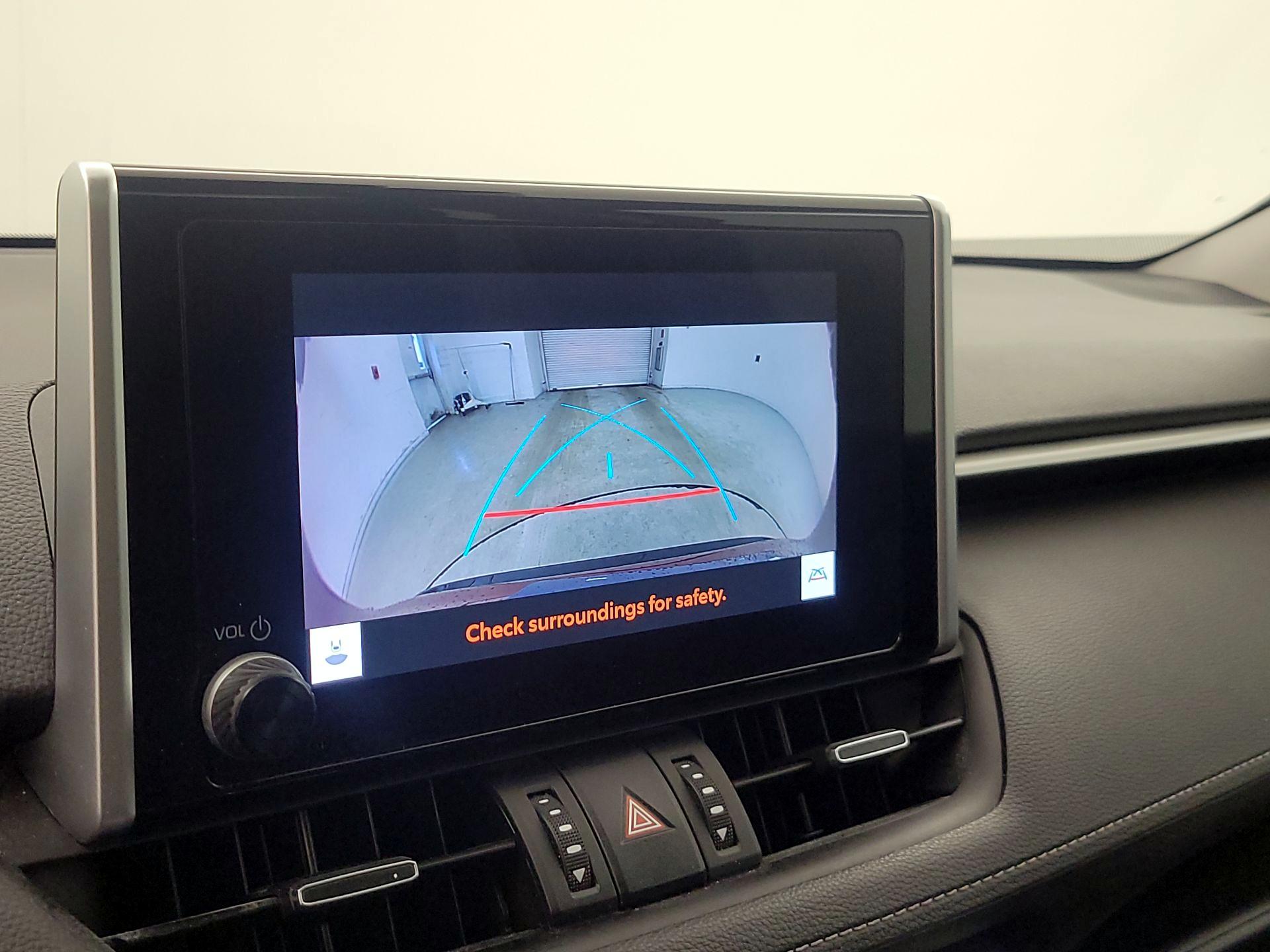 Thumbnail: 2023 Toyota RAV4 - 14