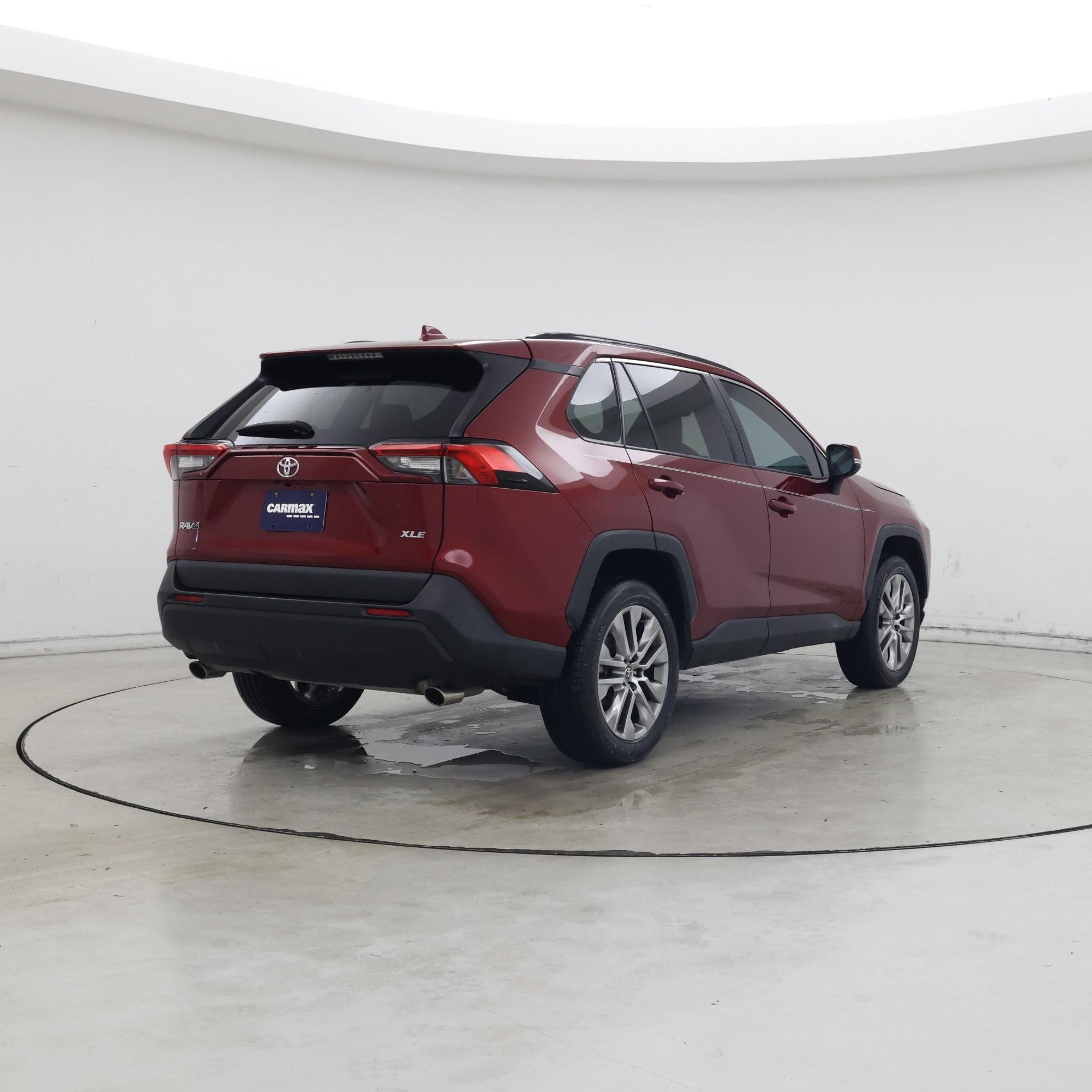 Thumbnail: 2023 Toyota RAV4 - 8