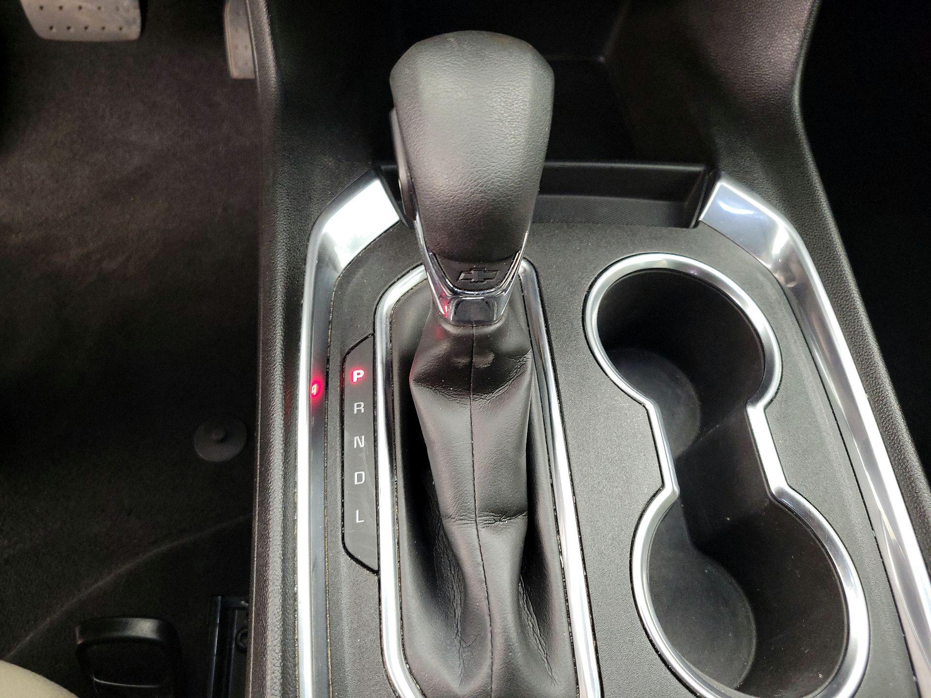 Thumbnail: 2023 Chevrolet Traverse - 17