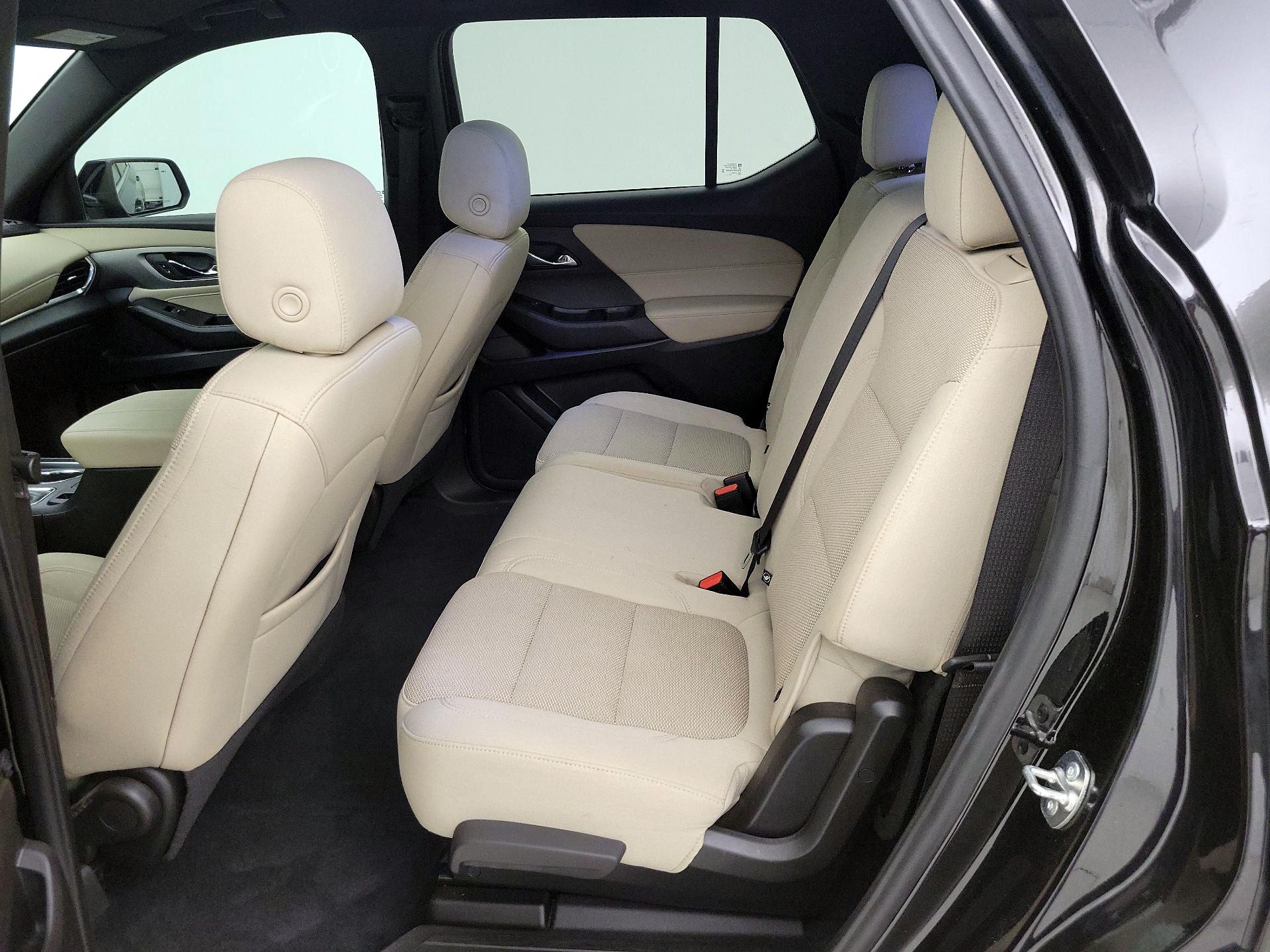 Thumbnail: 2023 Chevrolet Traverse - 19