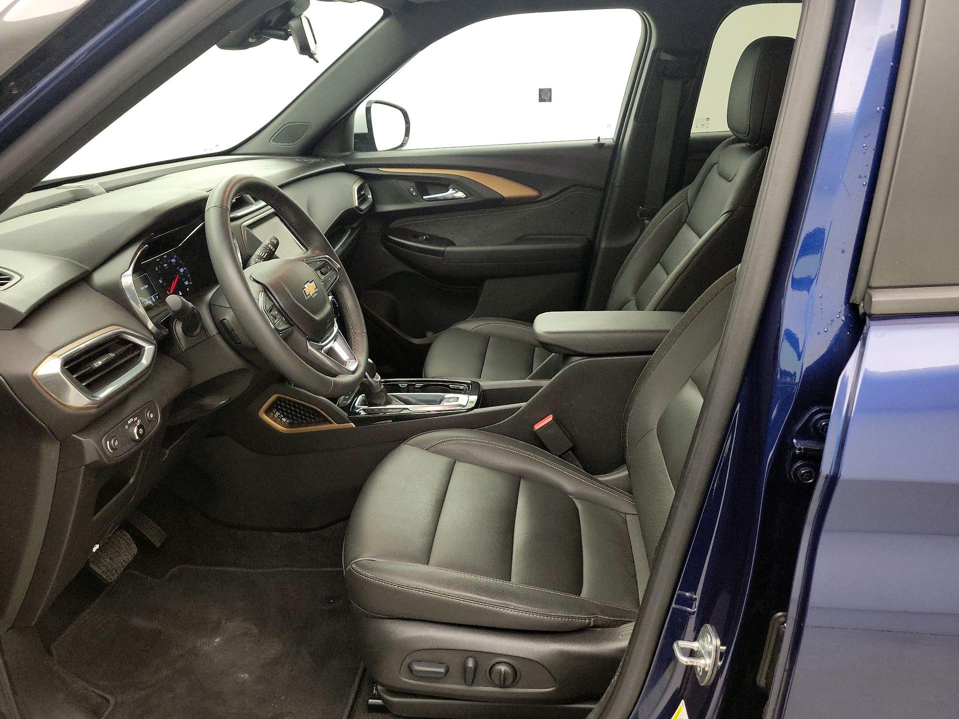 Thumbnail: 2023 Chevrolet TrailBlazer - 11