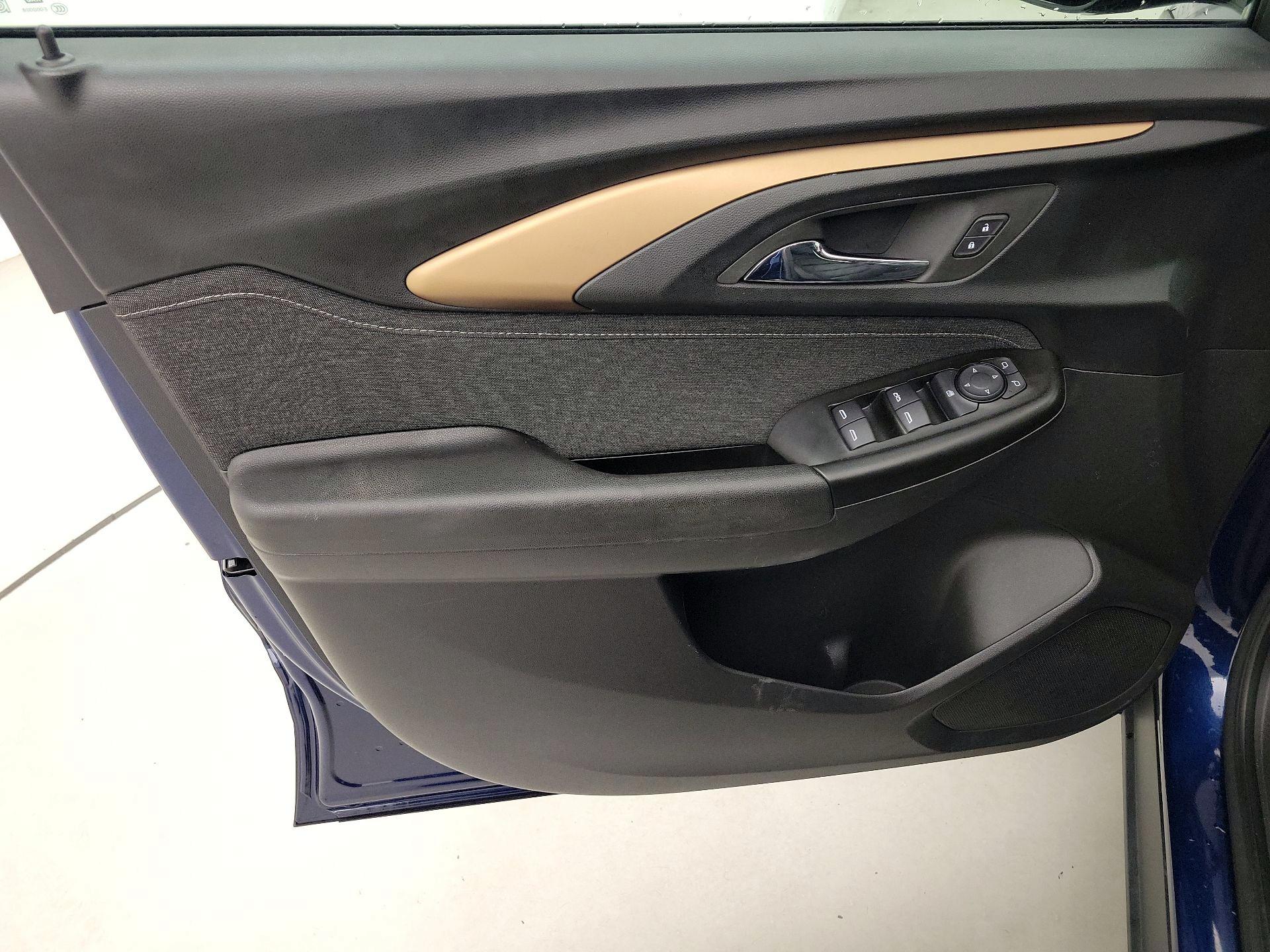 Thumbnail: 2023 Chevrolet TrailBlazer - 12