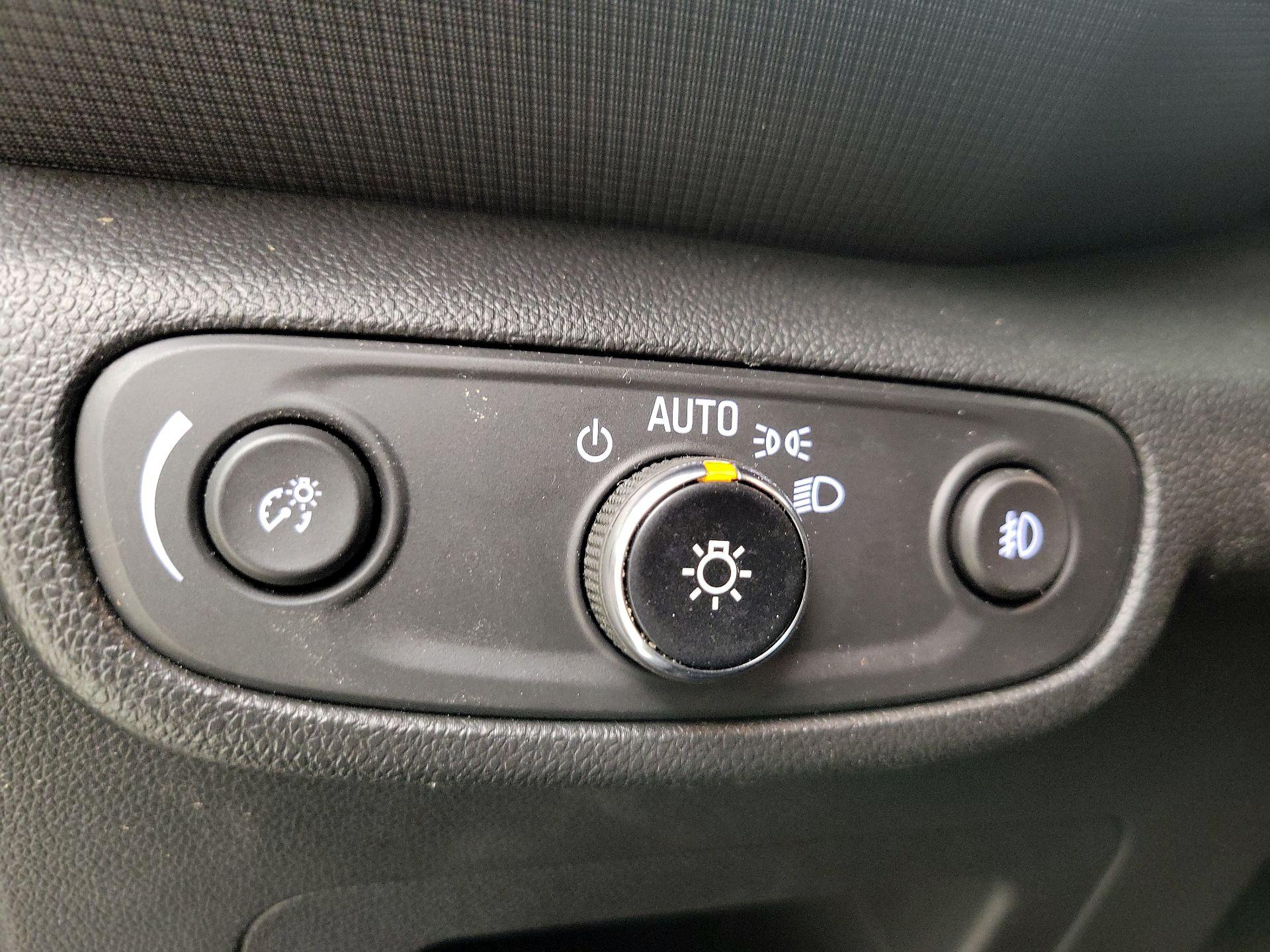 Thumbnail: 2023 Chevrolet TrailBlazer - 13