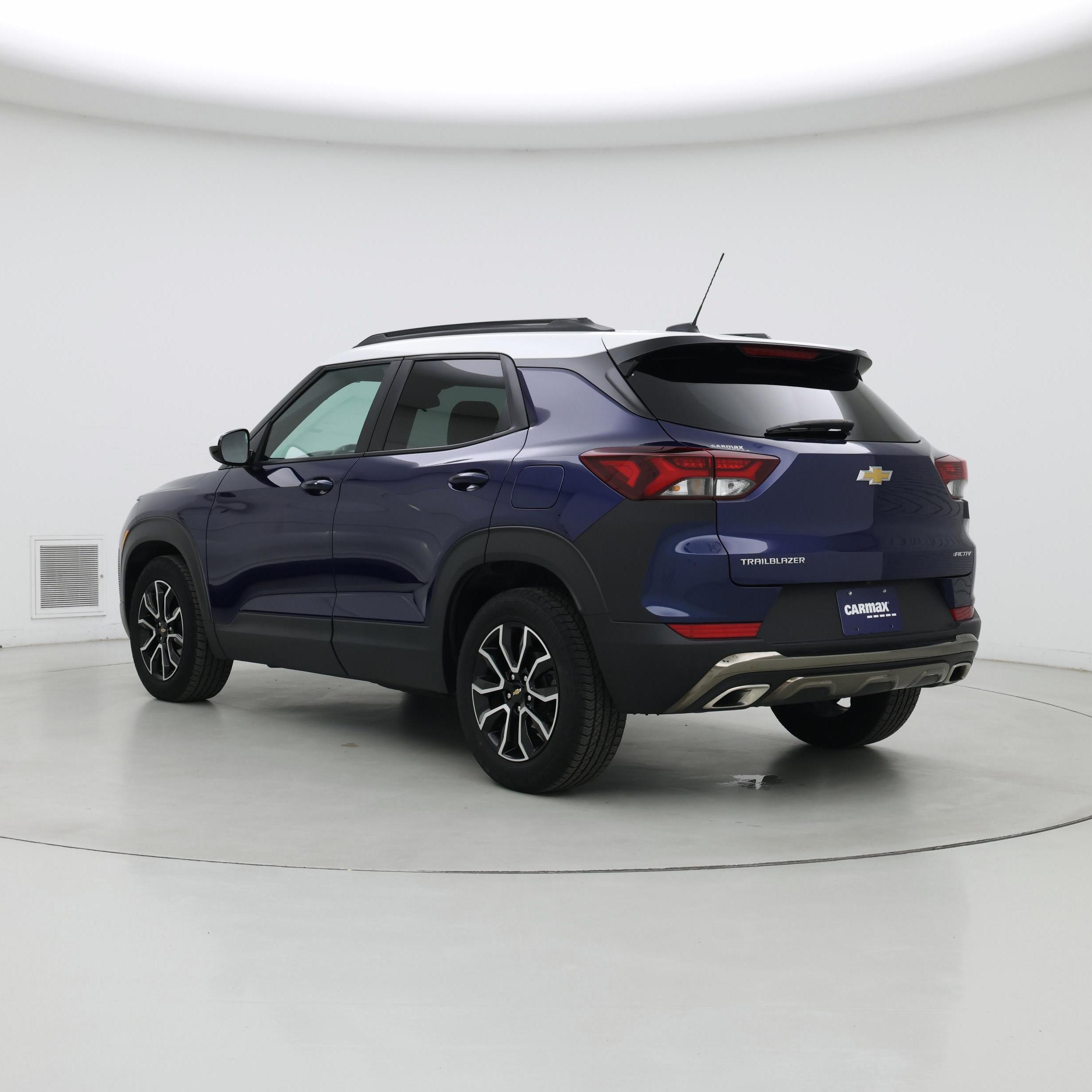 Thumbnail: 2023 Chevrolet TrailBlazer - 2