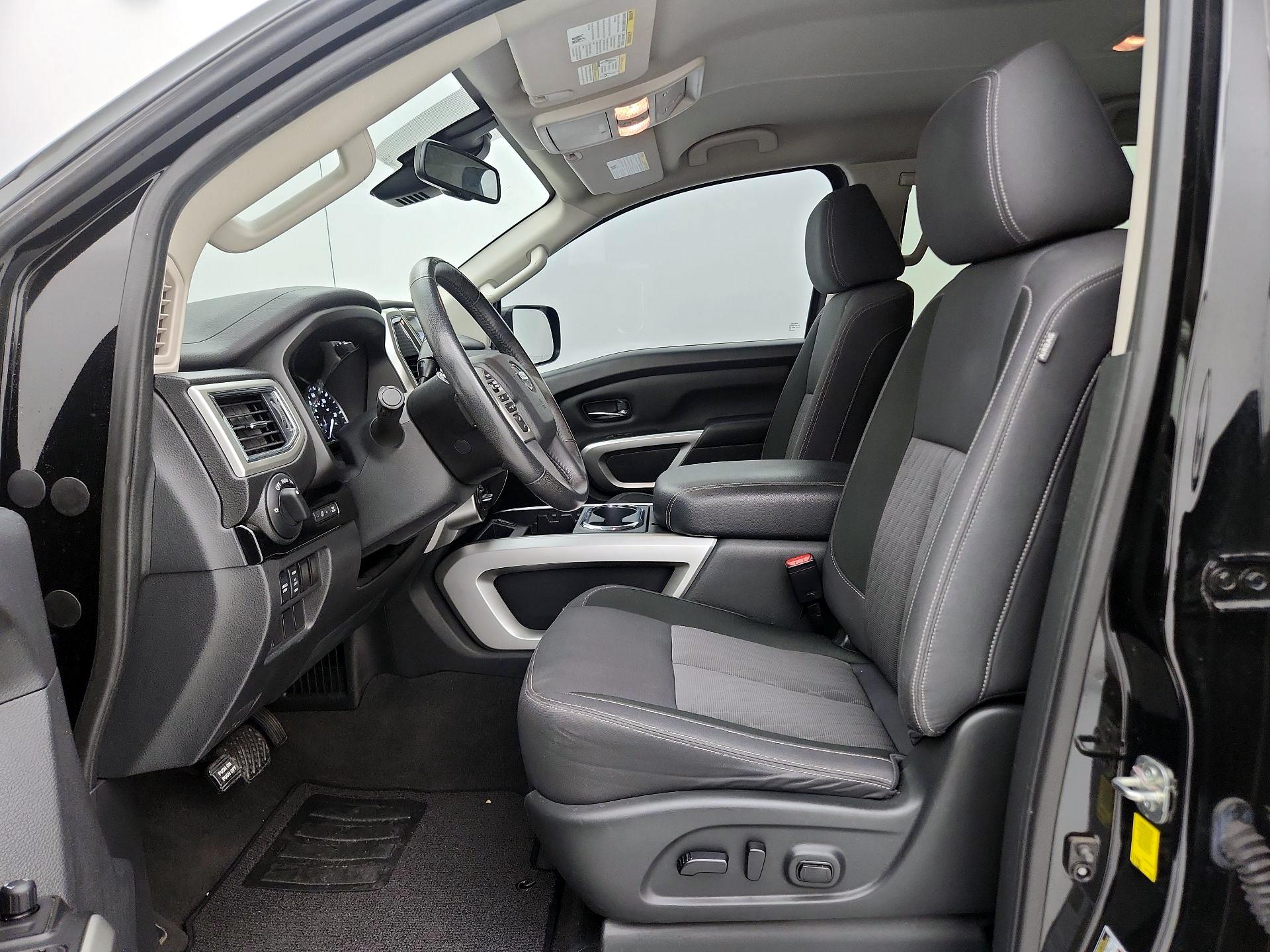 Thumbnail: 2021 Nissan Titan - 11