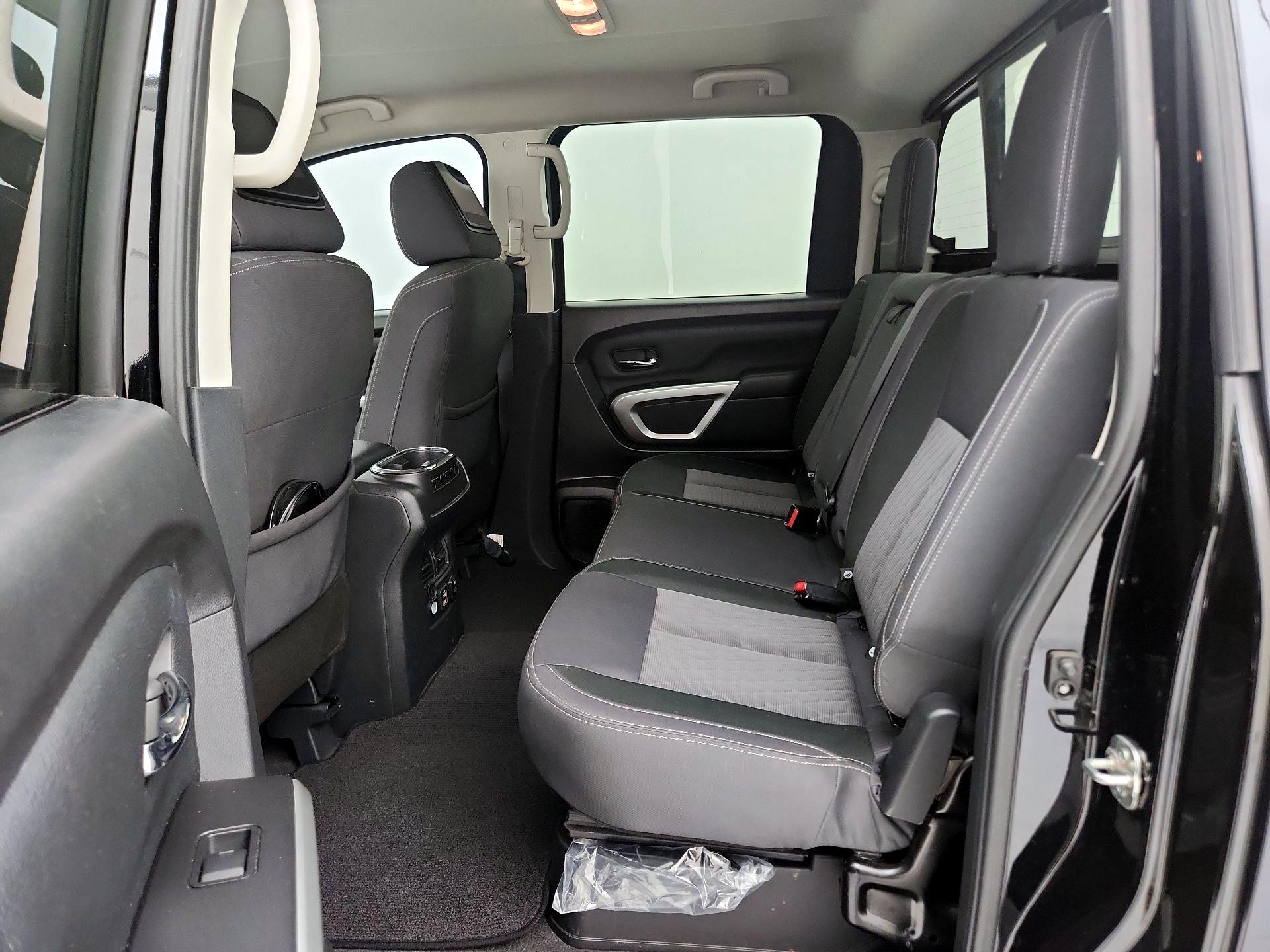 Thumbnail: 2021 Nissan Titan - 20