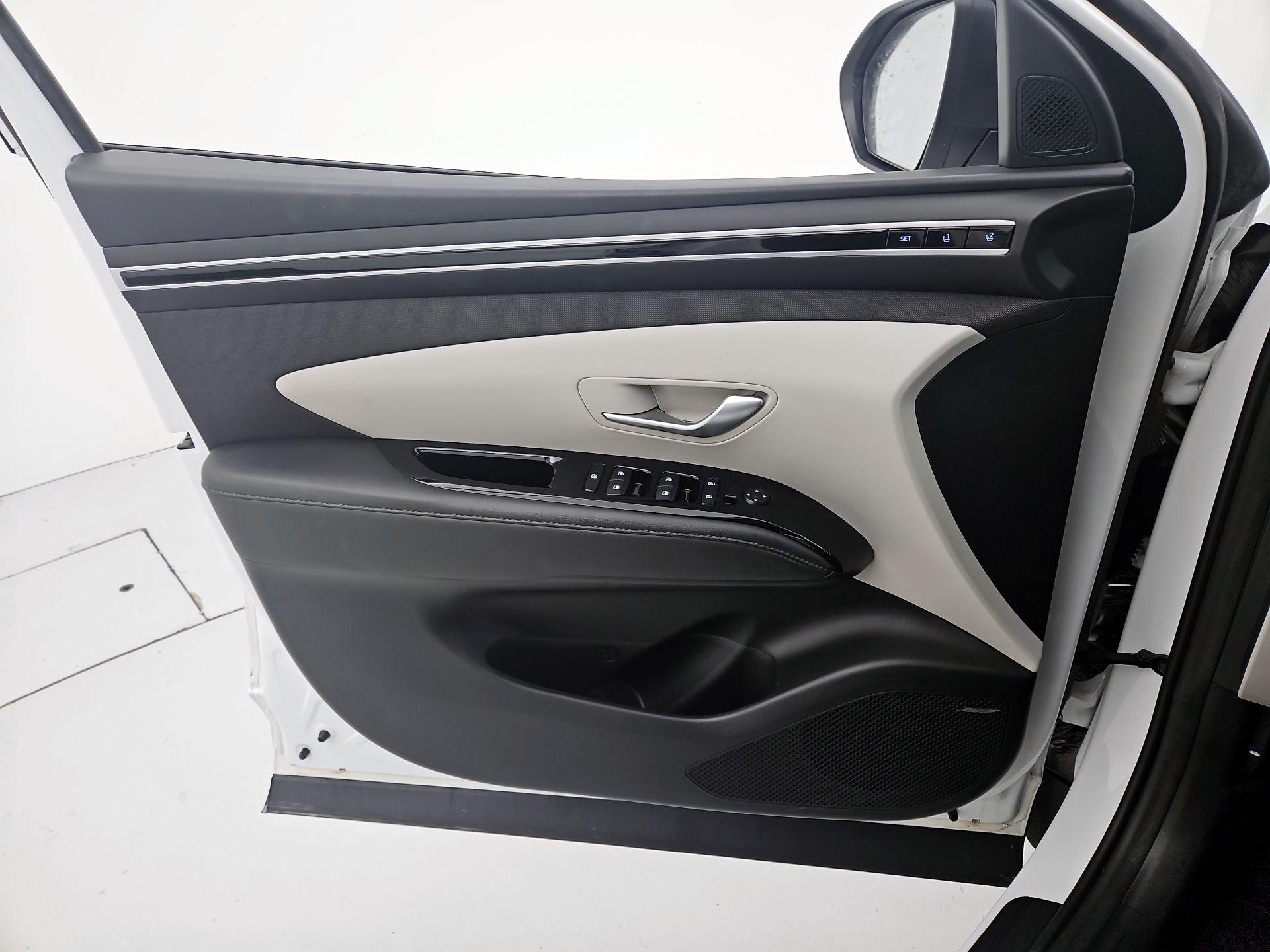 Thumbnail: 2022 Hyundai Tucson - 12