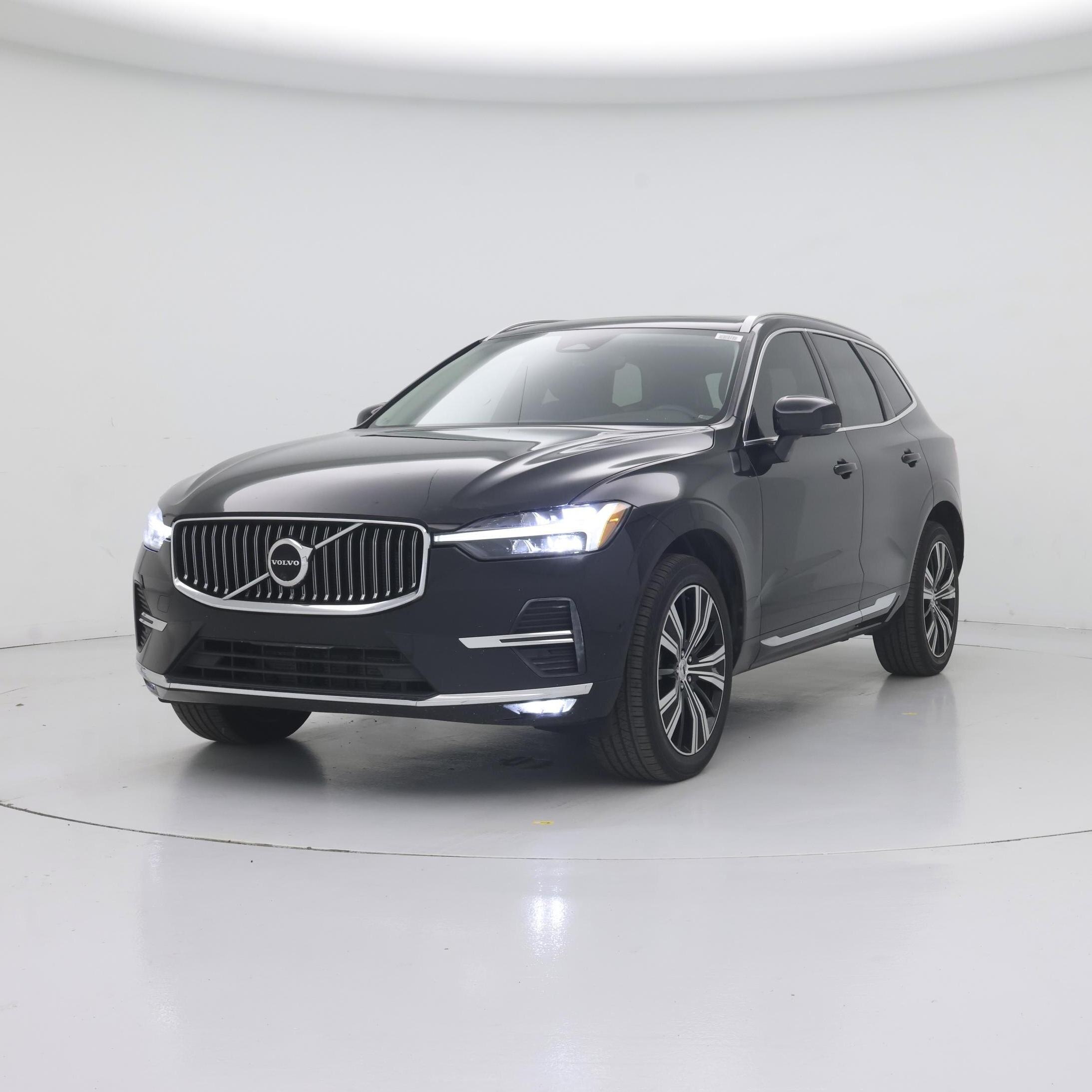 Thumbnail: 2023 Volvo XC60 - 4