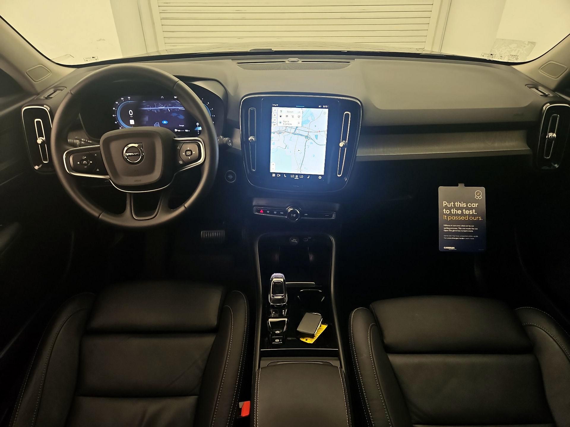 Thumbnail: 2024 Volvo XC40 - 9