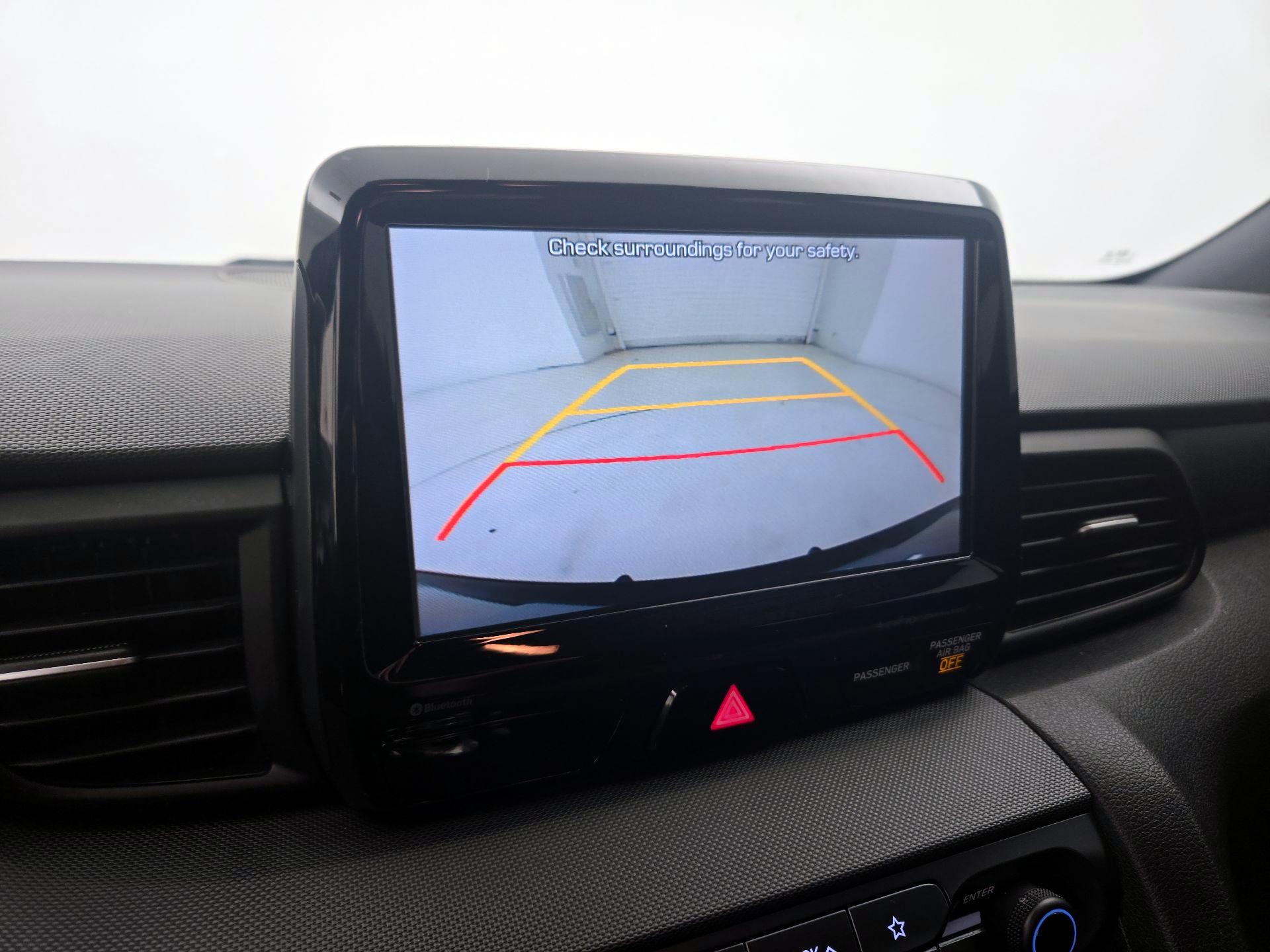 Thumbnail: 2020 Hyundai Veloster - 14