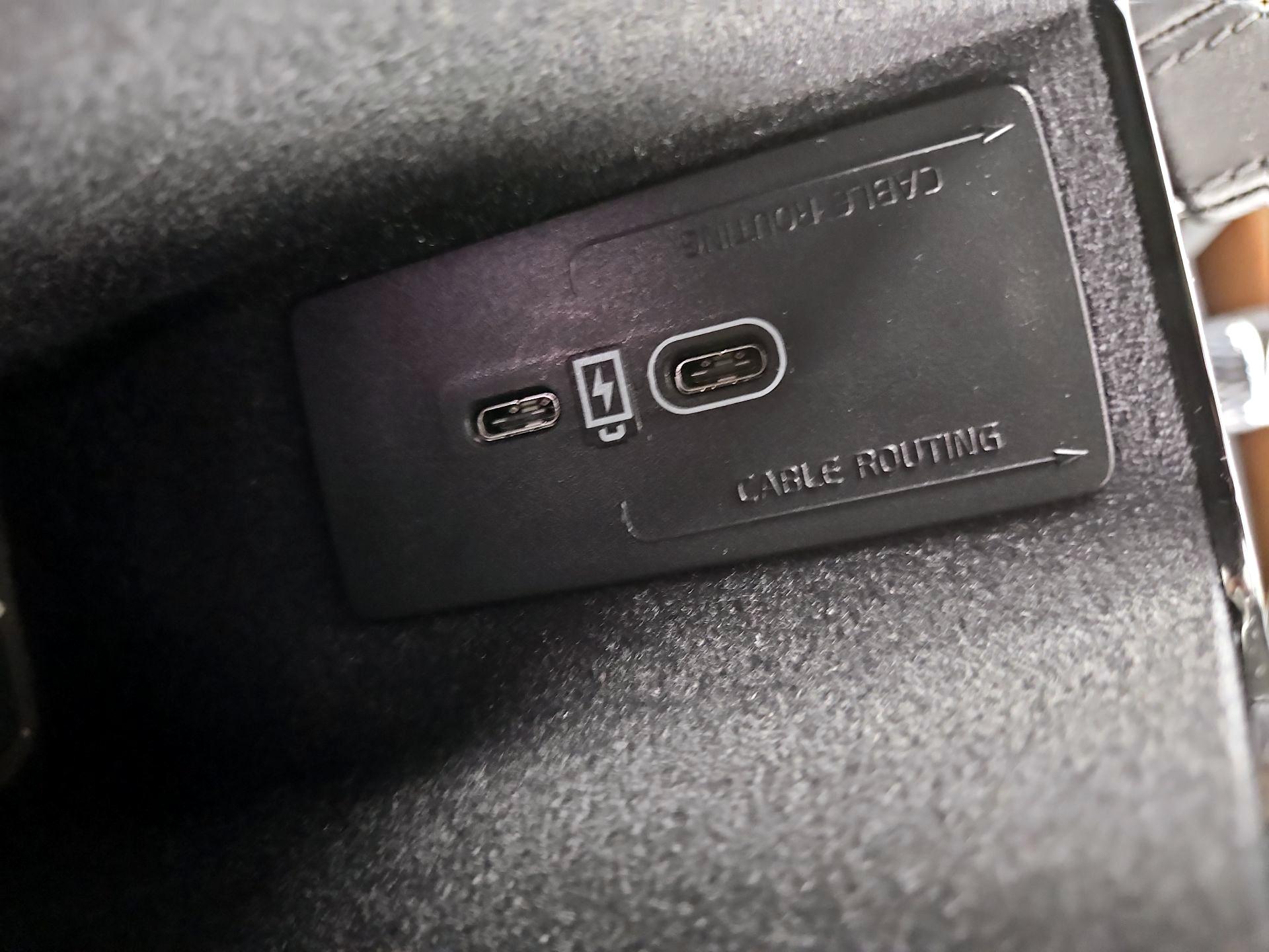 Thumbnail: 2024 Volvo XC90 - 18