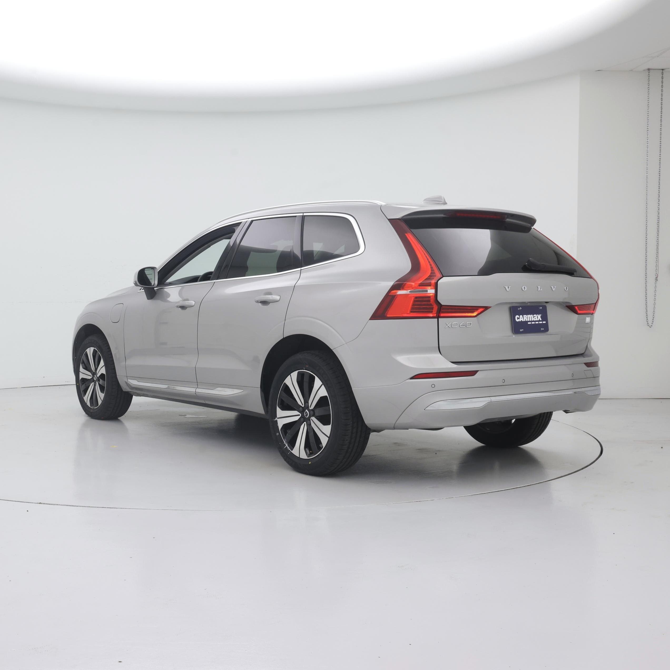 Thumbnail: 2023 Volvo XC60 - 2