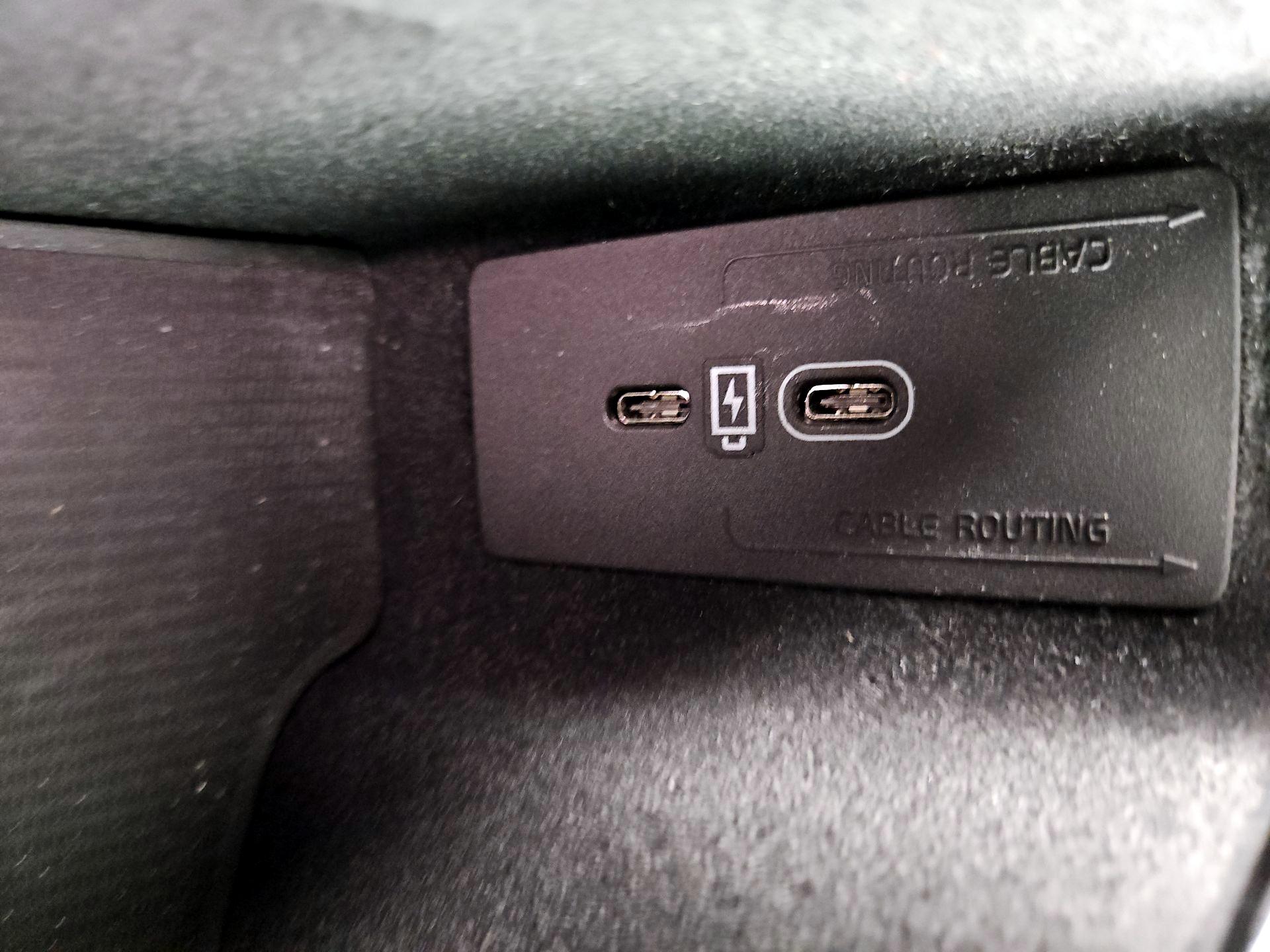 Thumbnail: 2023 Volvo XC60 - 19