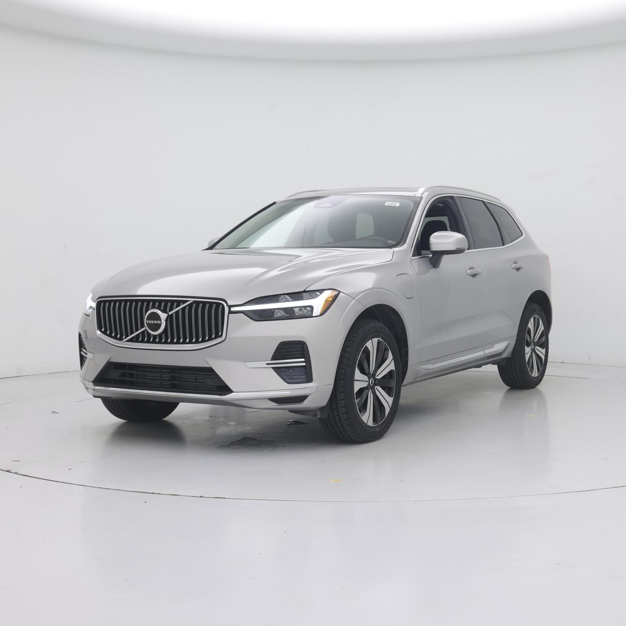 Thumbnail: 2023 Volvo XC60 - 4